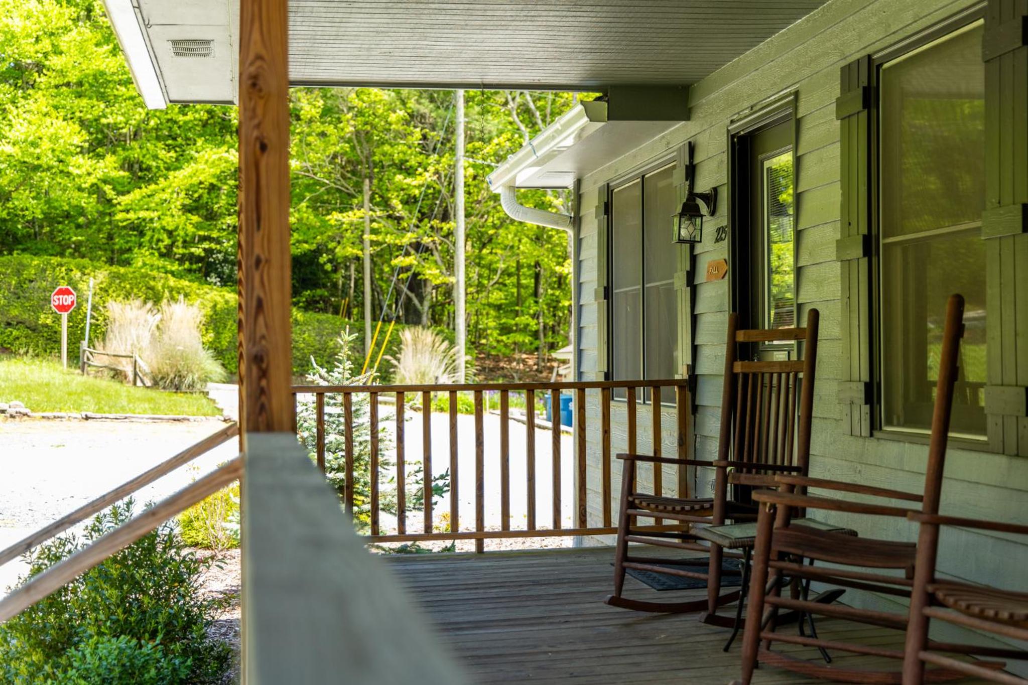 Blowing Rock Inn