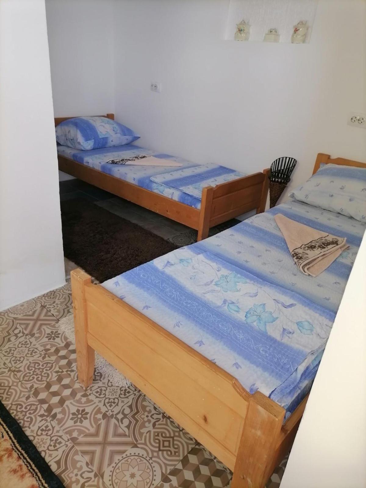 Guesthouse Djuro