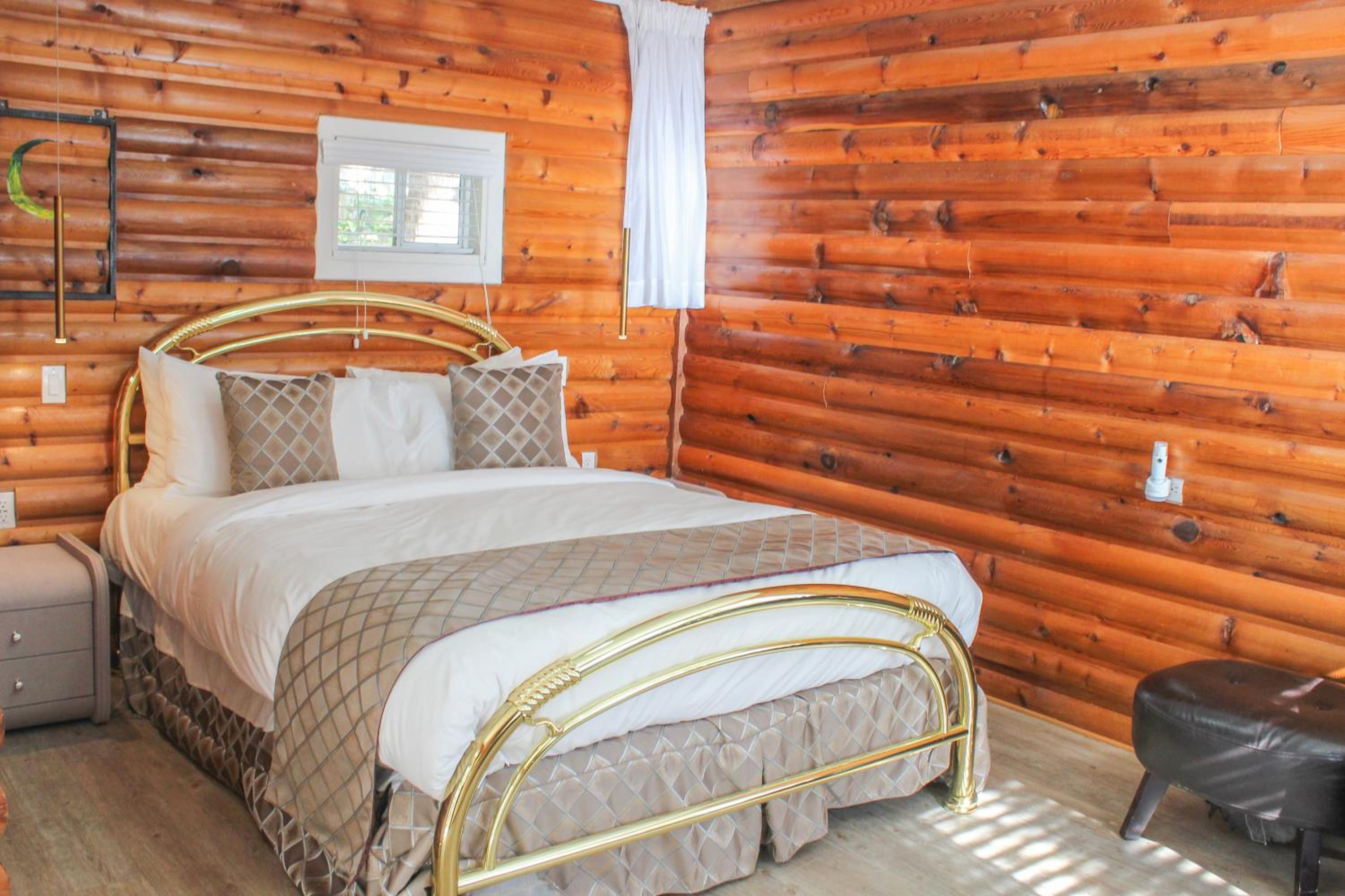 Rockwater Secret Cove Resort