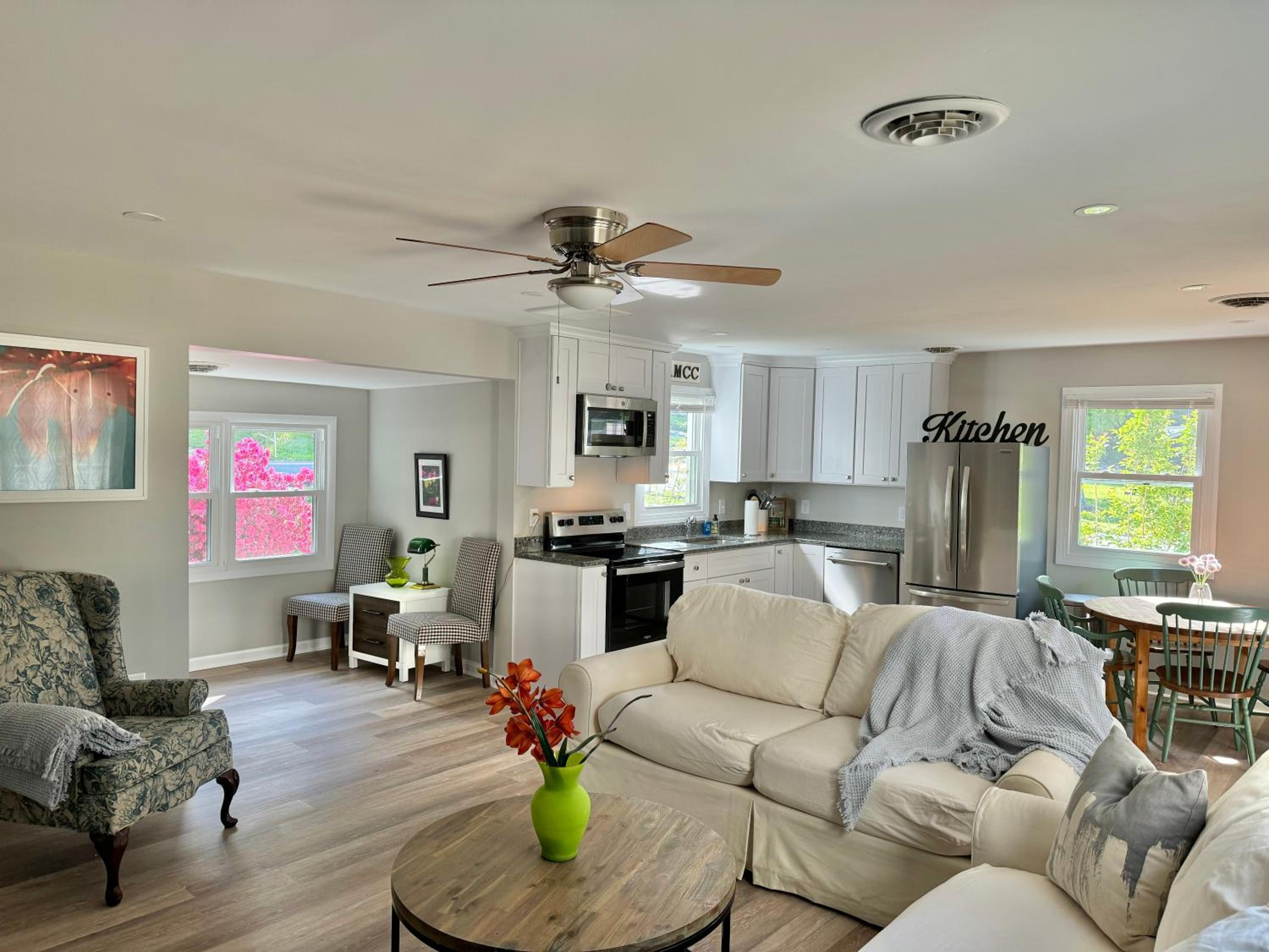 Holly Hill Haven - Property Image 42