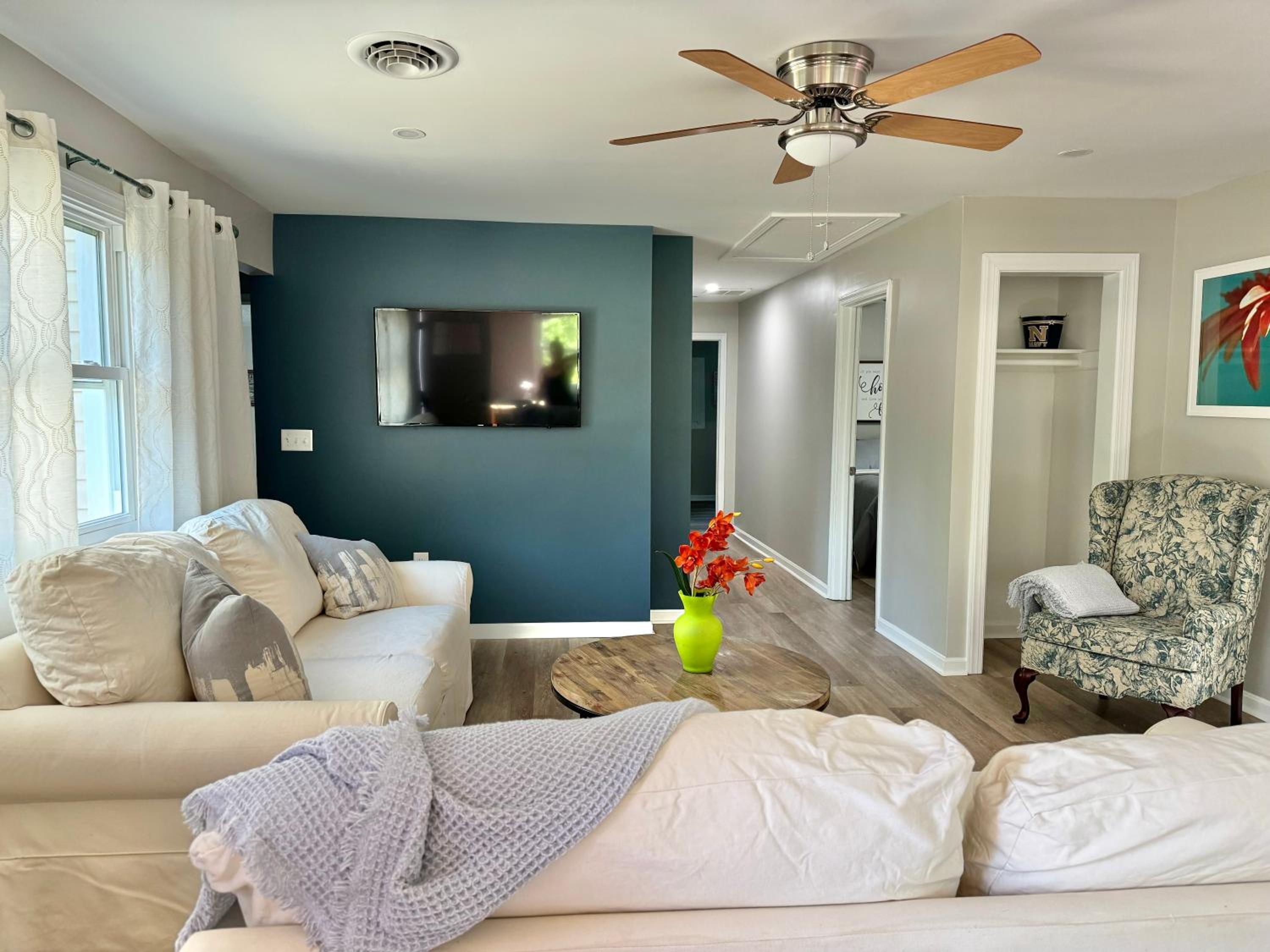 Holly Hill Haven - Property Image 3