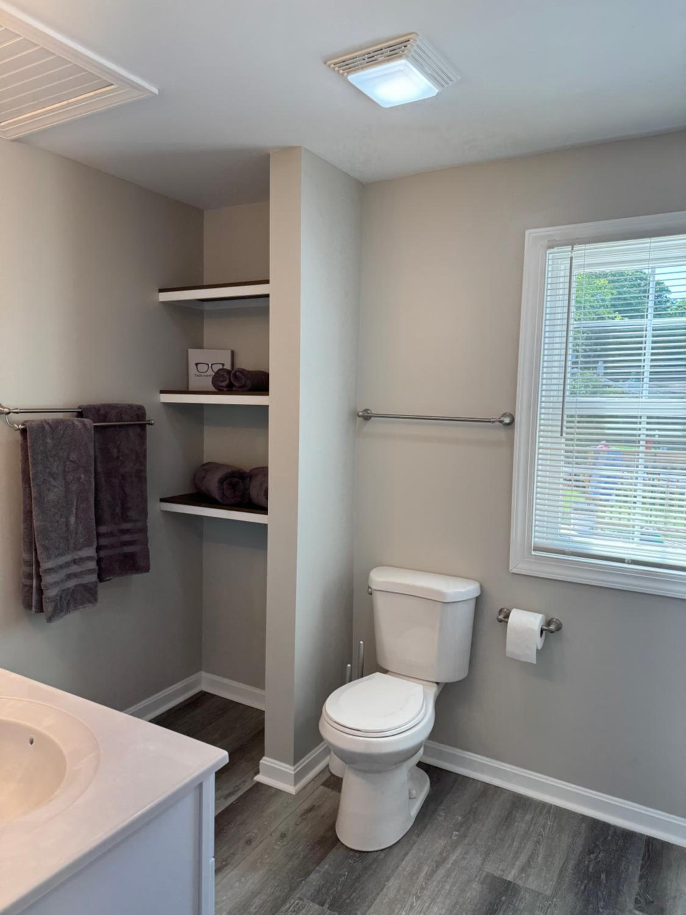 Holly Hill Haven - Property Image 2