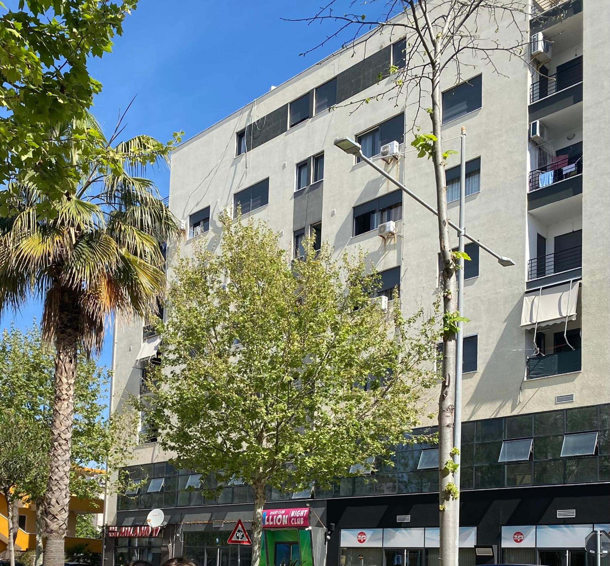 Grei Apartament