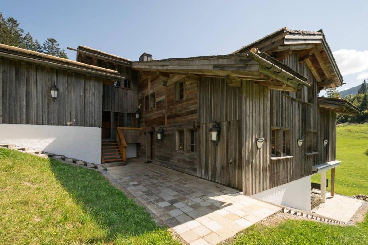 Gstaad - Great Luxurious Farmhouse