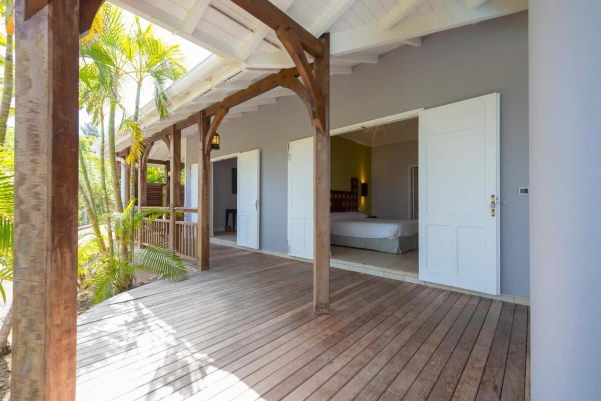 Tropical Breeze Villa in Domaine du Levant