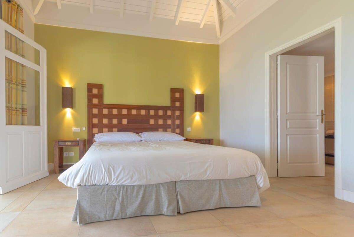 Tropical Breeze Villa in Domaine du Levant