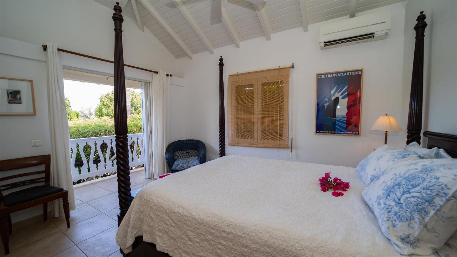 Villa Close to Swimming and Snorkeling Beach