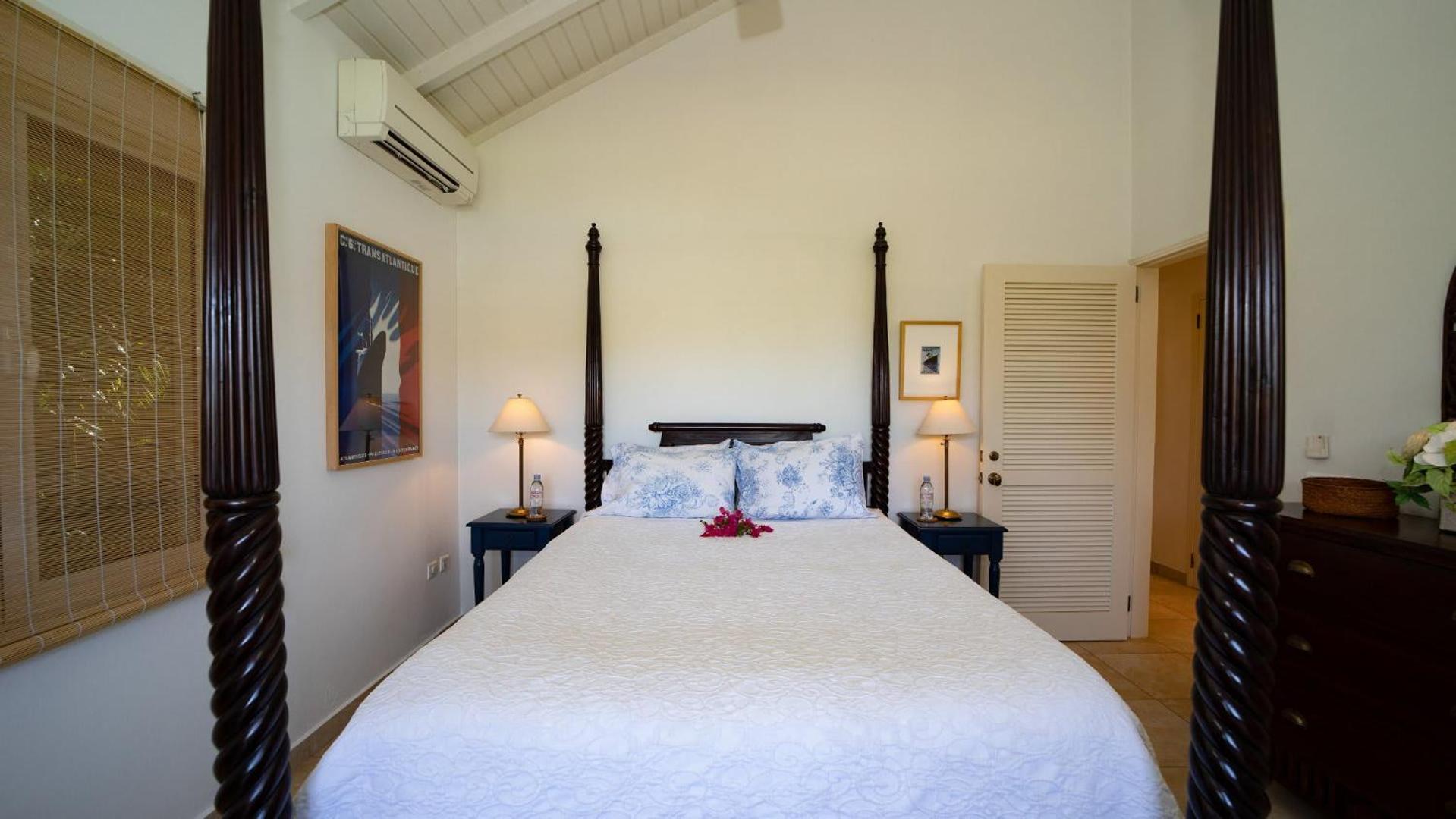 Villa Close to Swimming and Snorkeling Beach