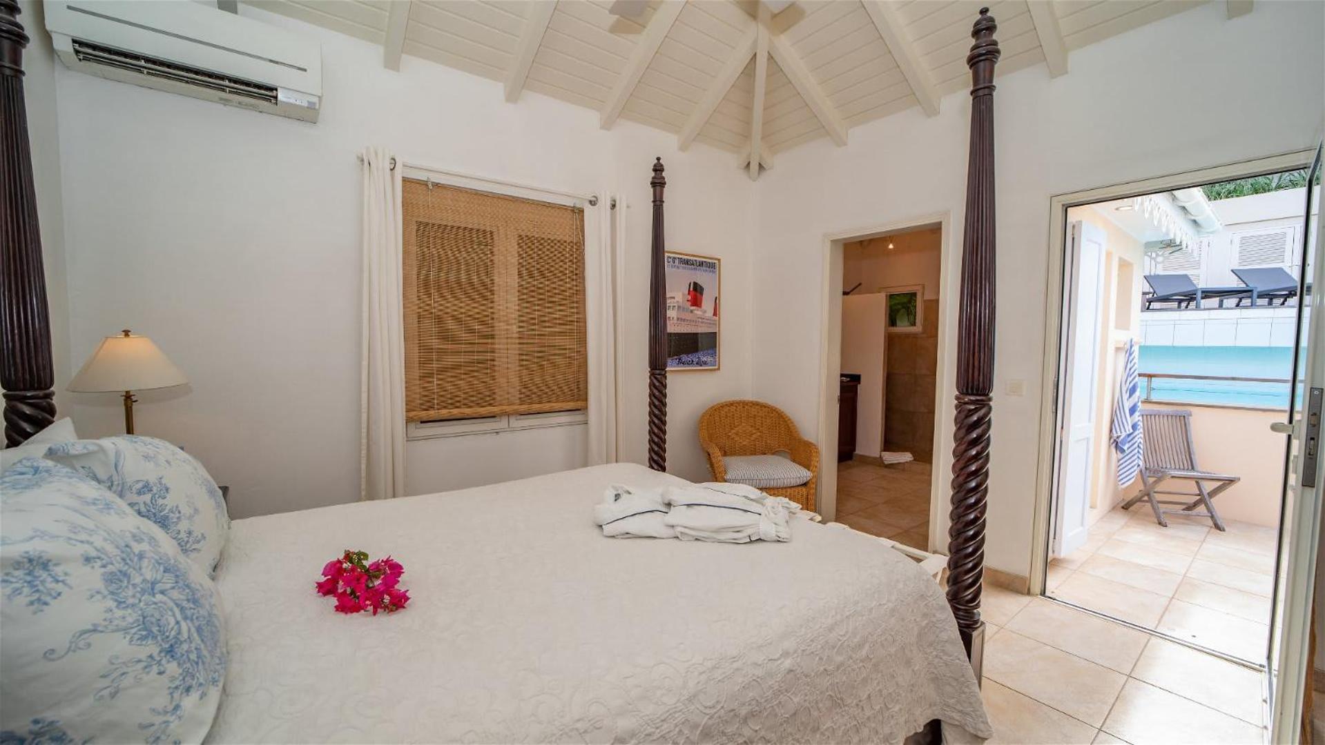 Villa Close to Swimming and Snorkeling Beach
