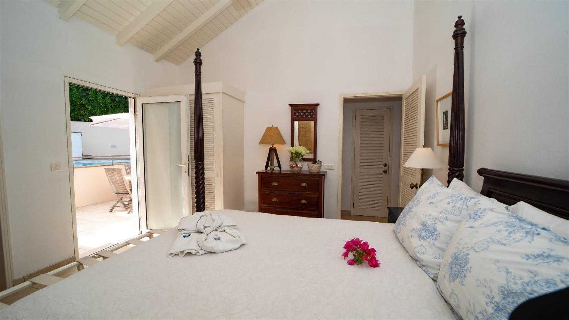 Villa Close to Swimming and Snorkeling Beach