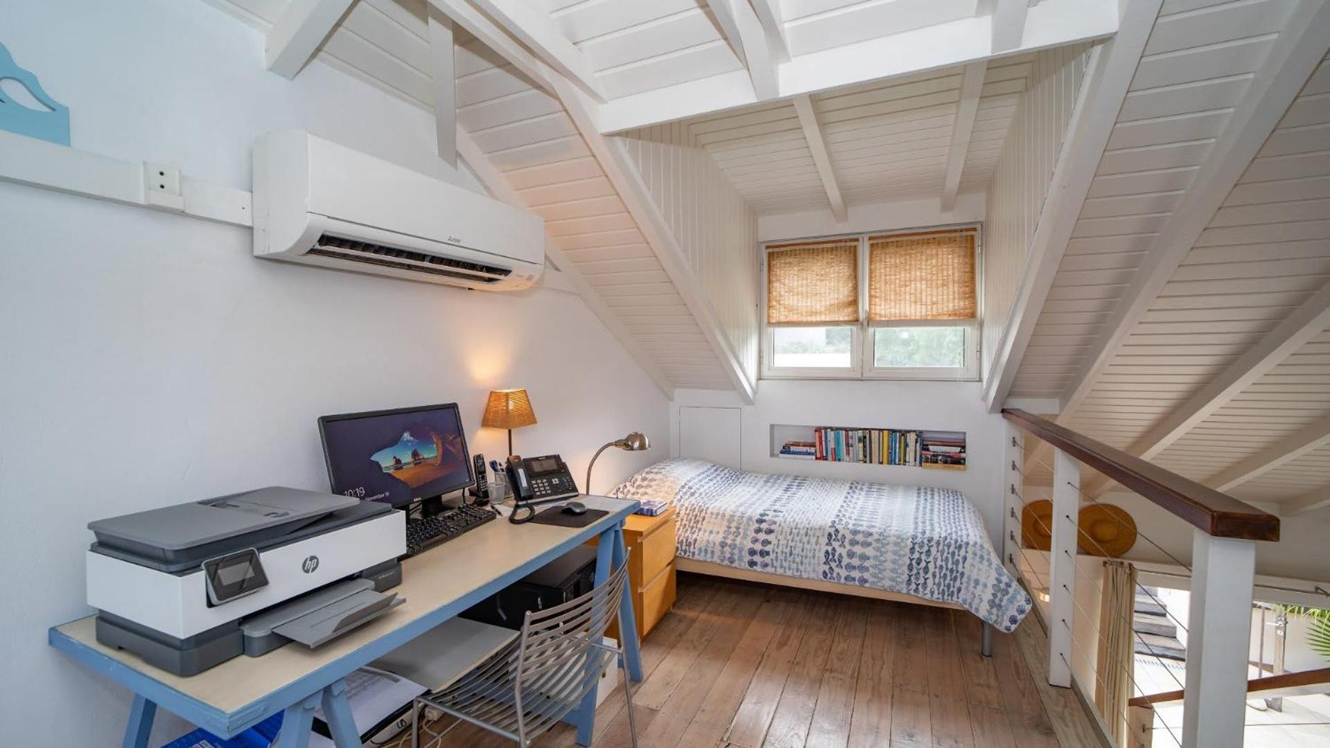 Villa Close to Swimming and Snorkeling Beach