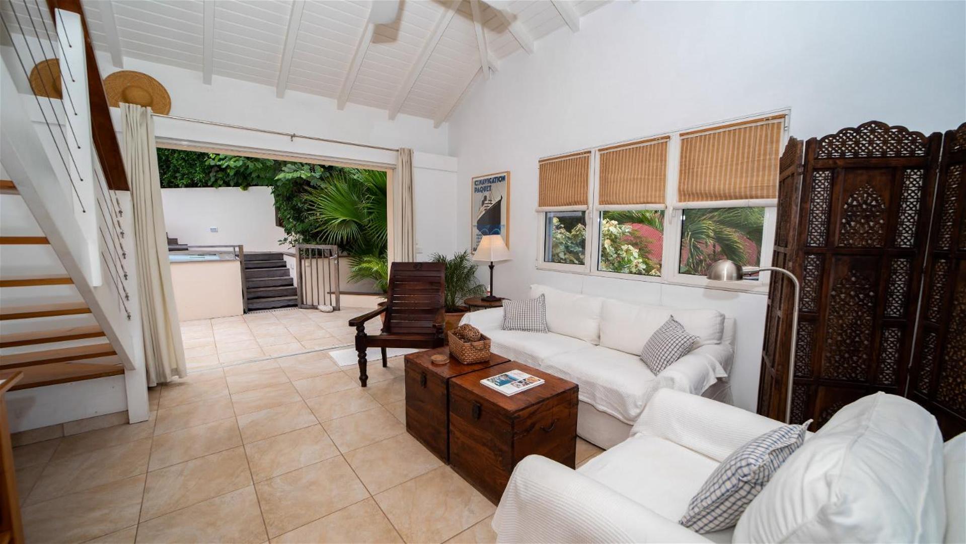 Villa Close to Swimming and Snorkeling Beach