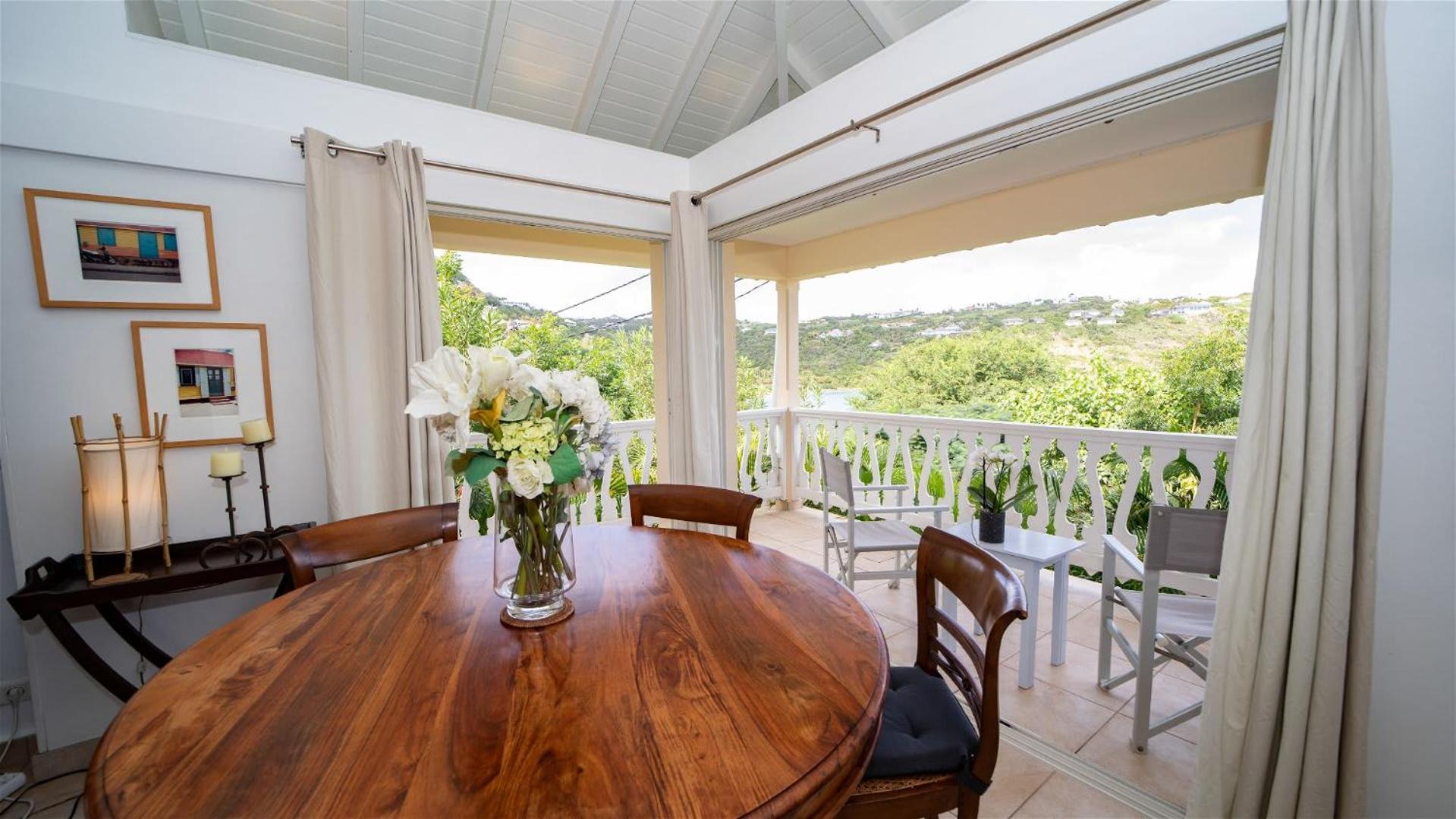 Villa Close to Swimming and Snorkeling Beach