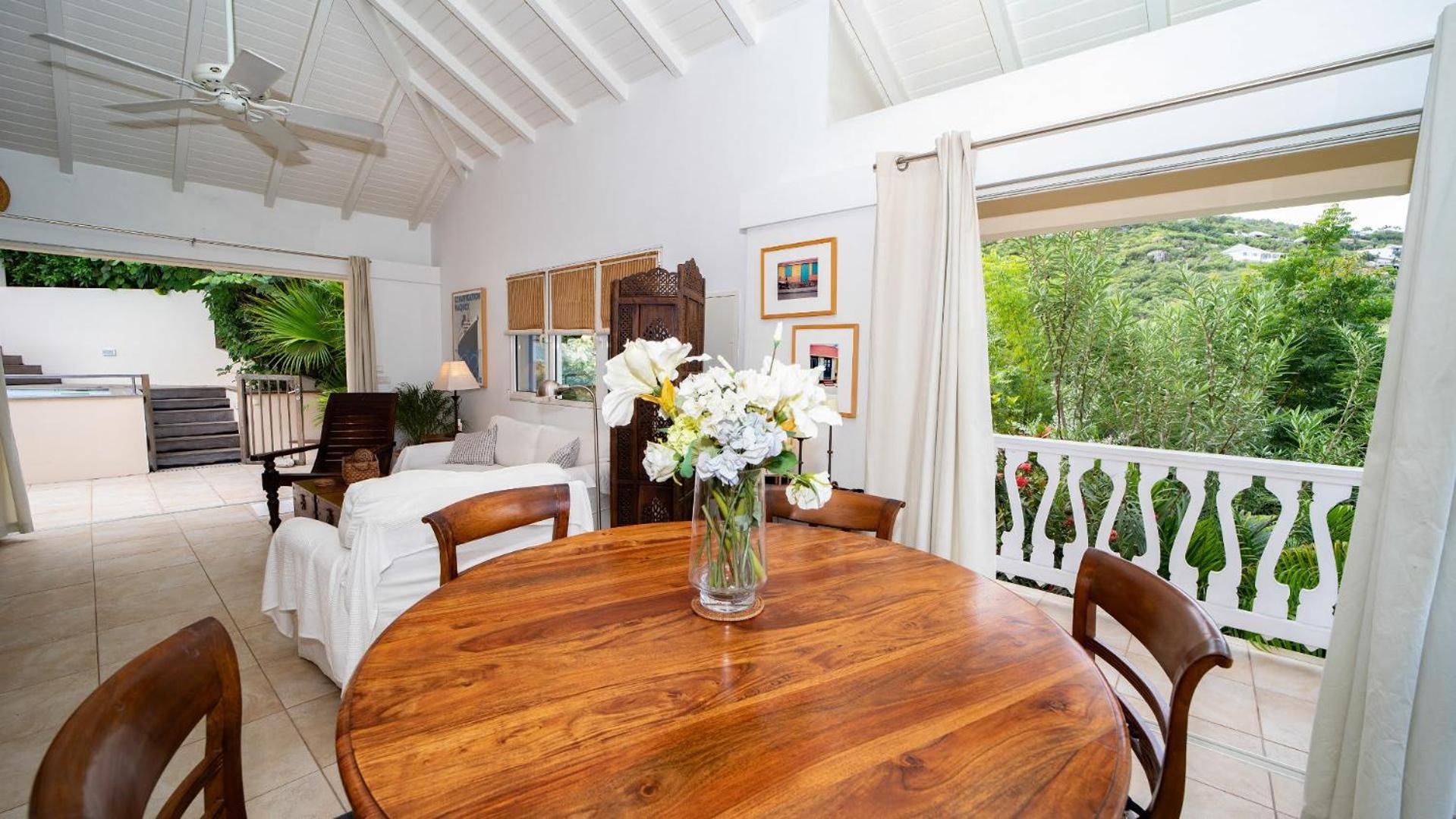 Villa Close to Swimming and Snorkeling Beach