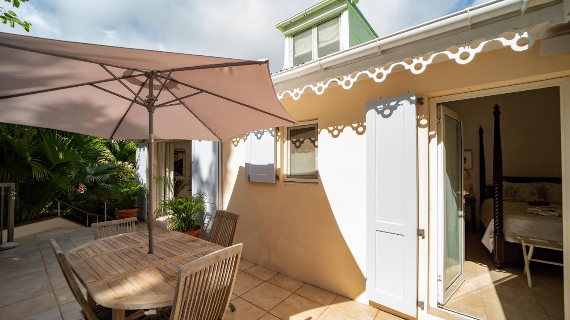 Villa Close to Swimming and Snorkeling Beach