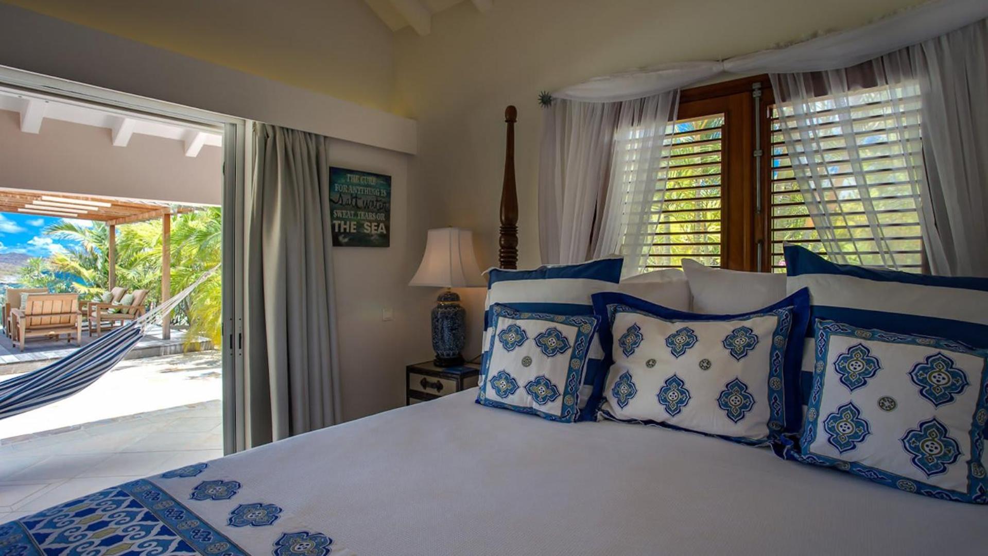 Ideally Located Villa with Indonesian Artworks