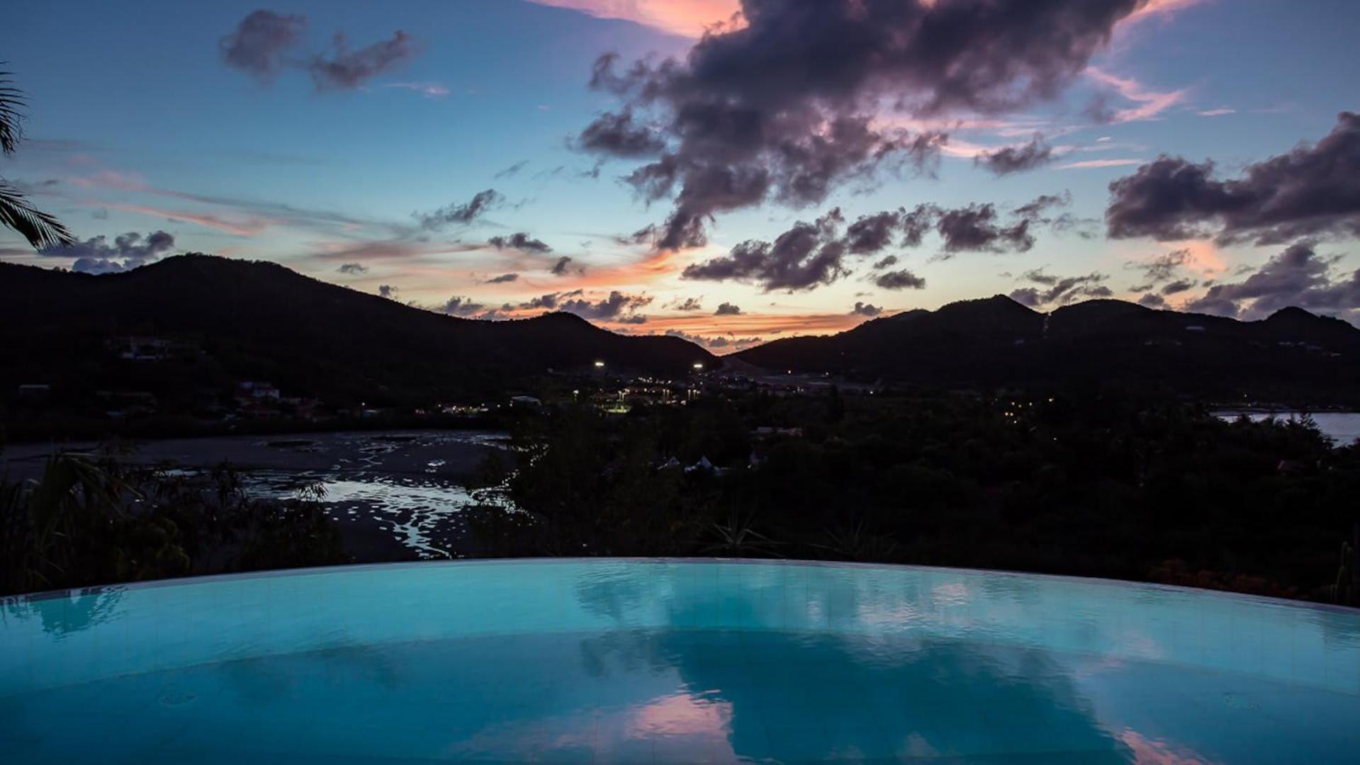 Ideally Located Villa with Indonesian Artworks