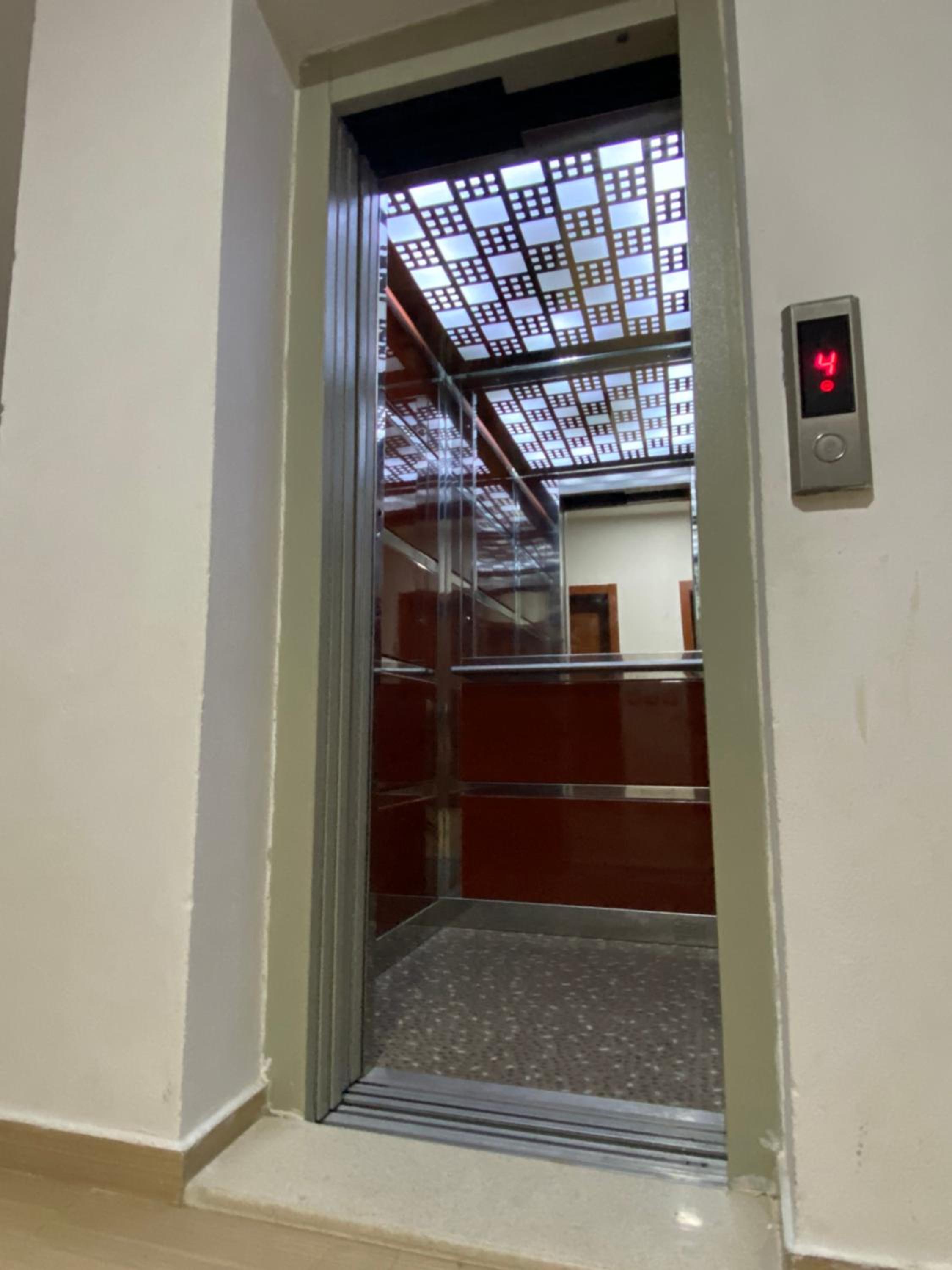 Grei Apartament