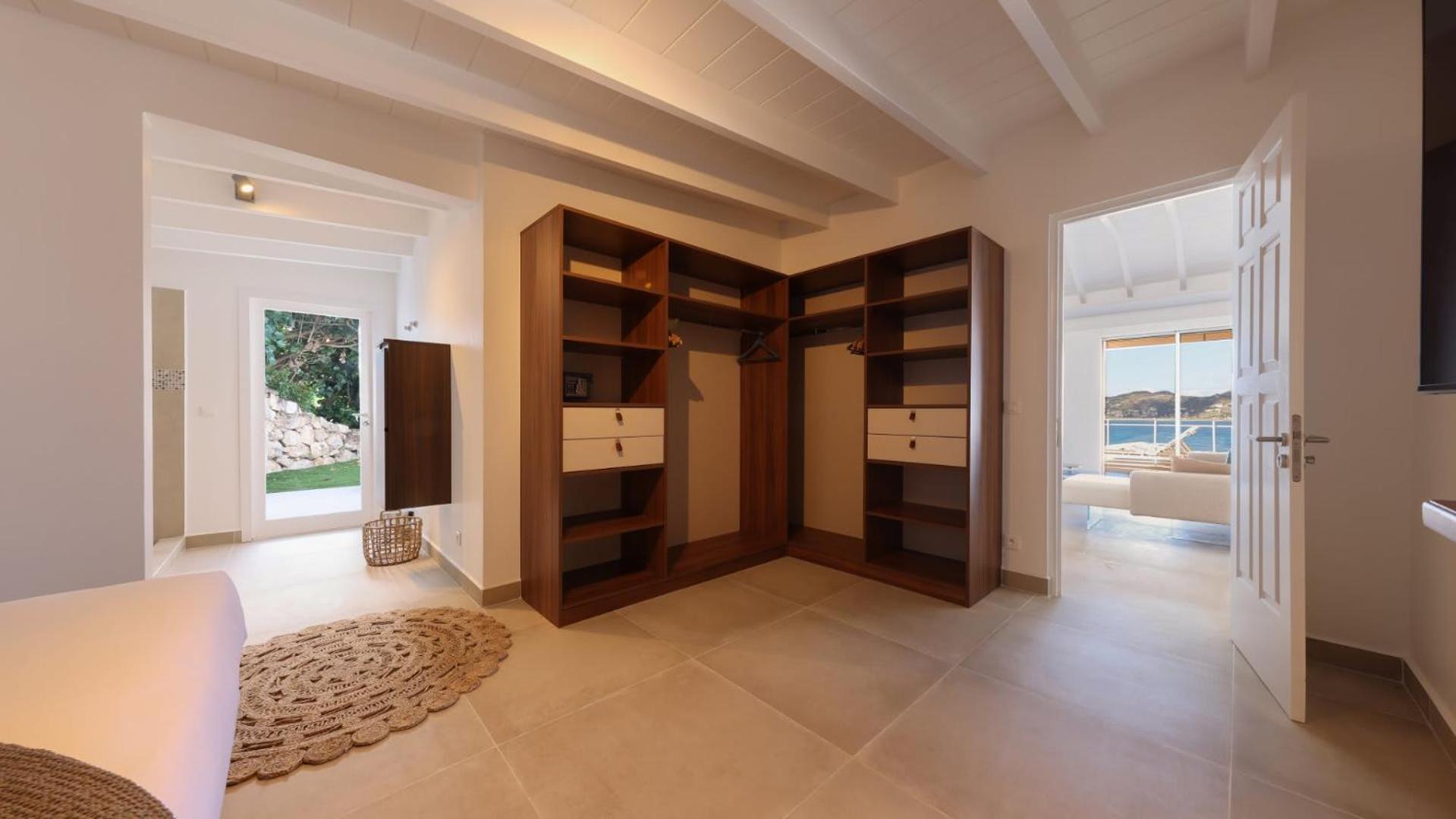 Splendid View Villa with Utmost Comfort