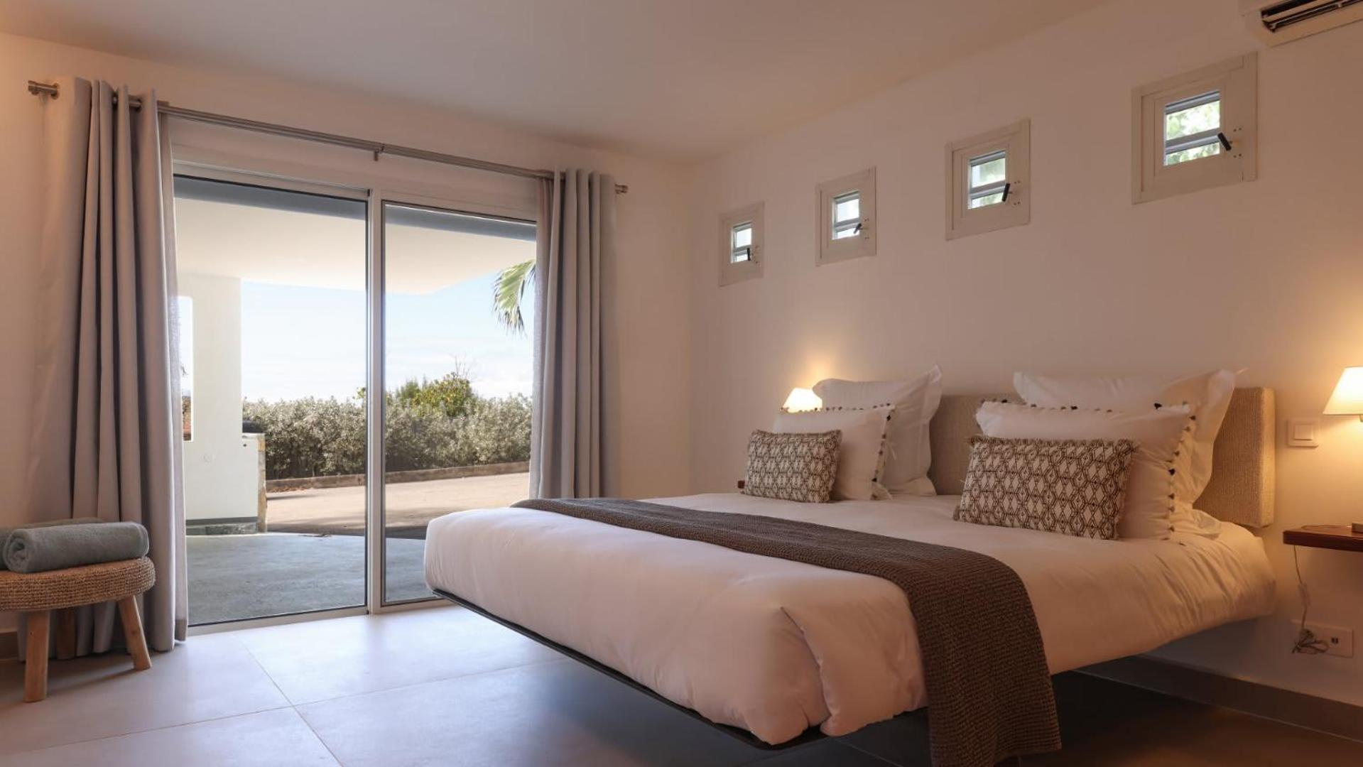 Splendid View Villa with Utmost Comfort