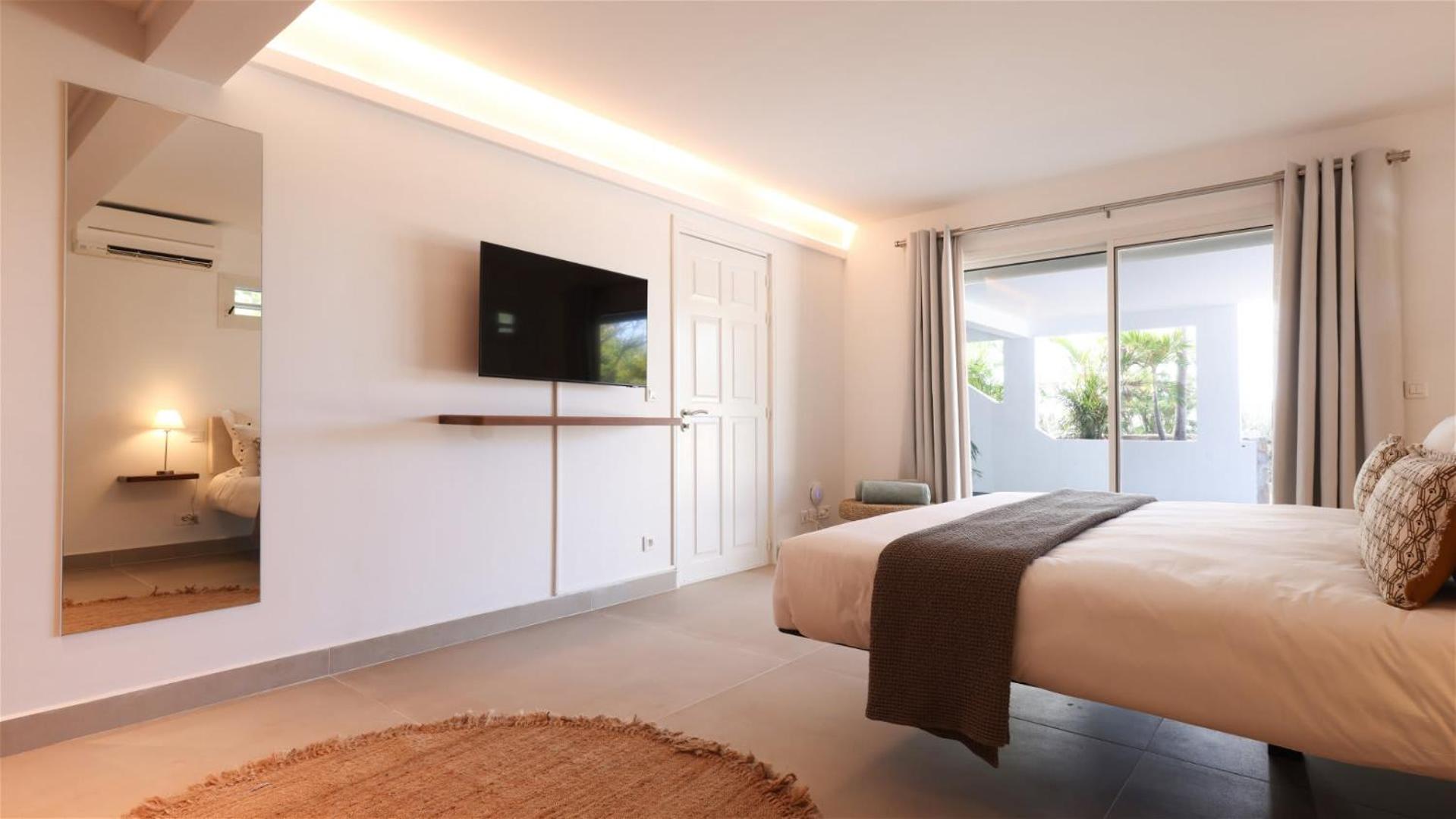 Splendid View Villa with Utmost Comfort