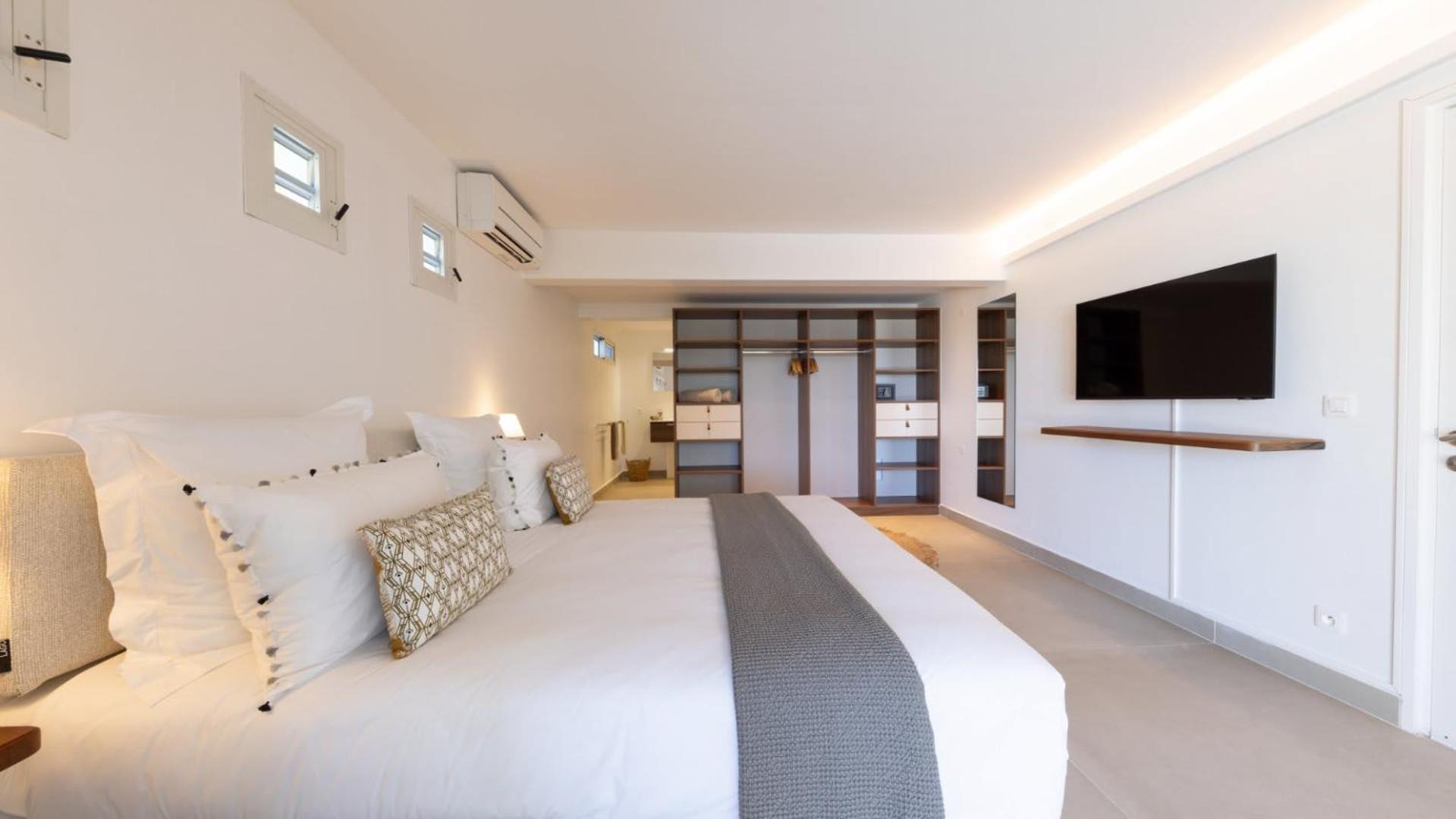 Splendid View Villa with Utmost Comfort