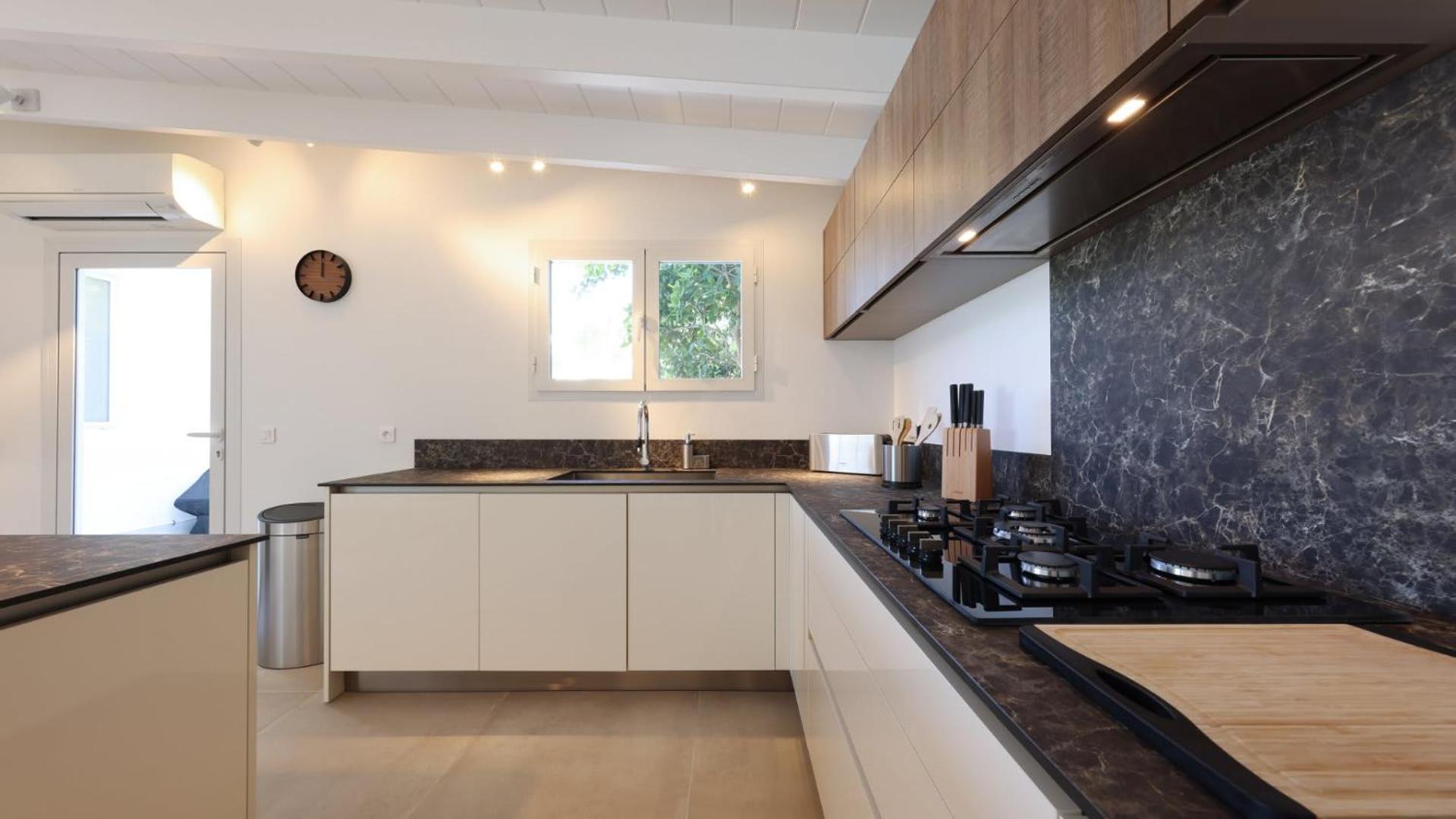 Splendid View Villa with Utmost Comfort