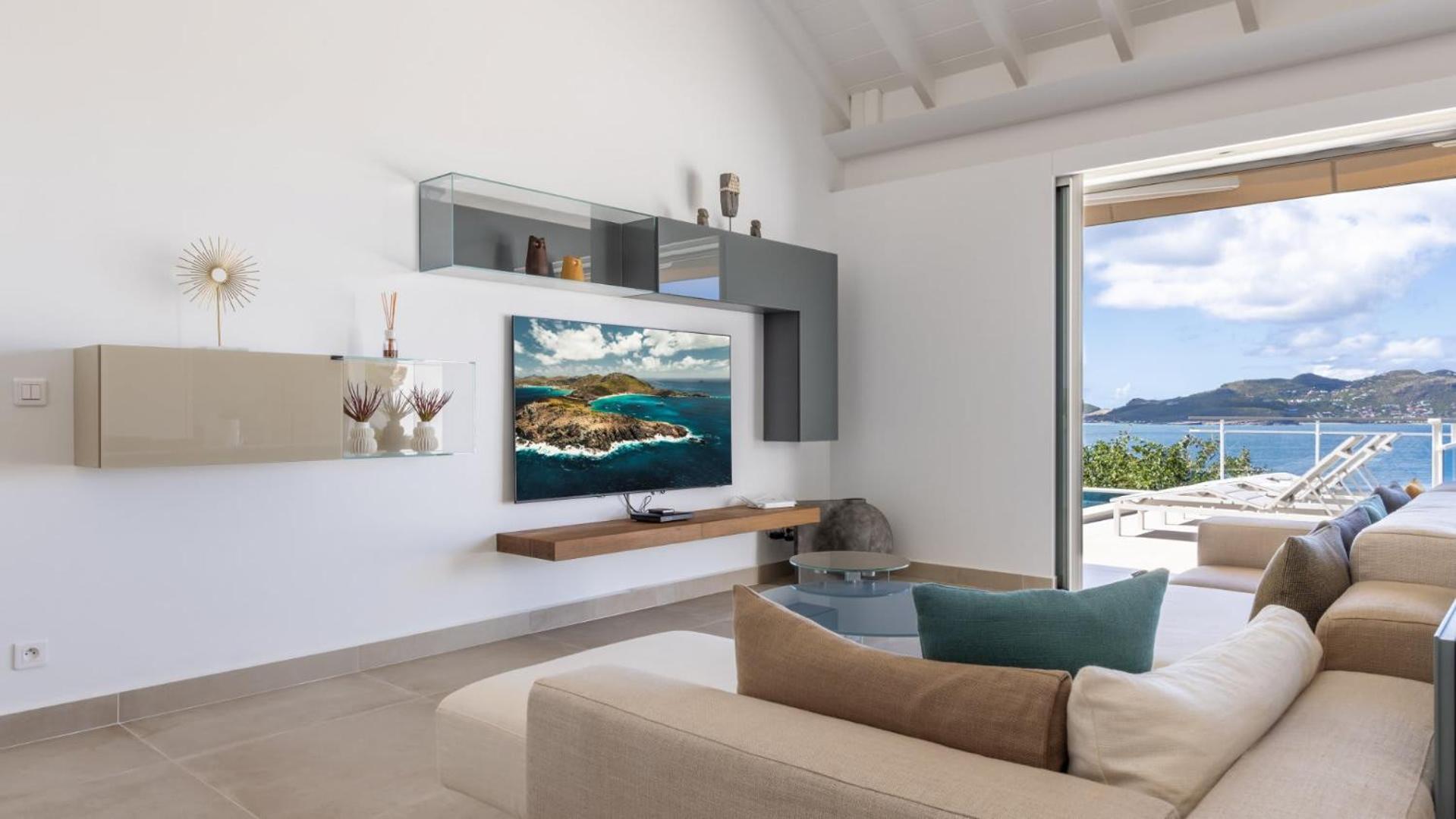 Splendid View Villa with Utmost Comfort