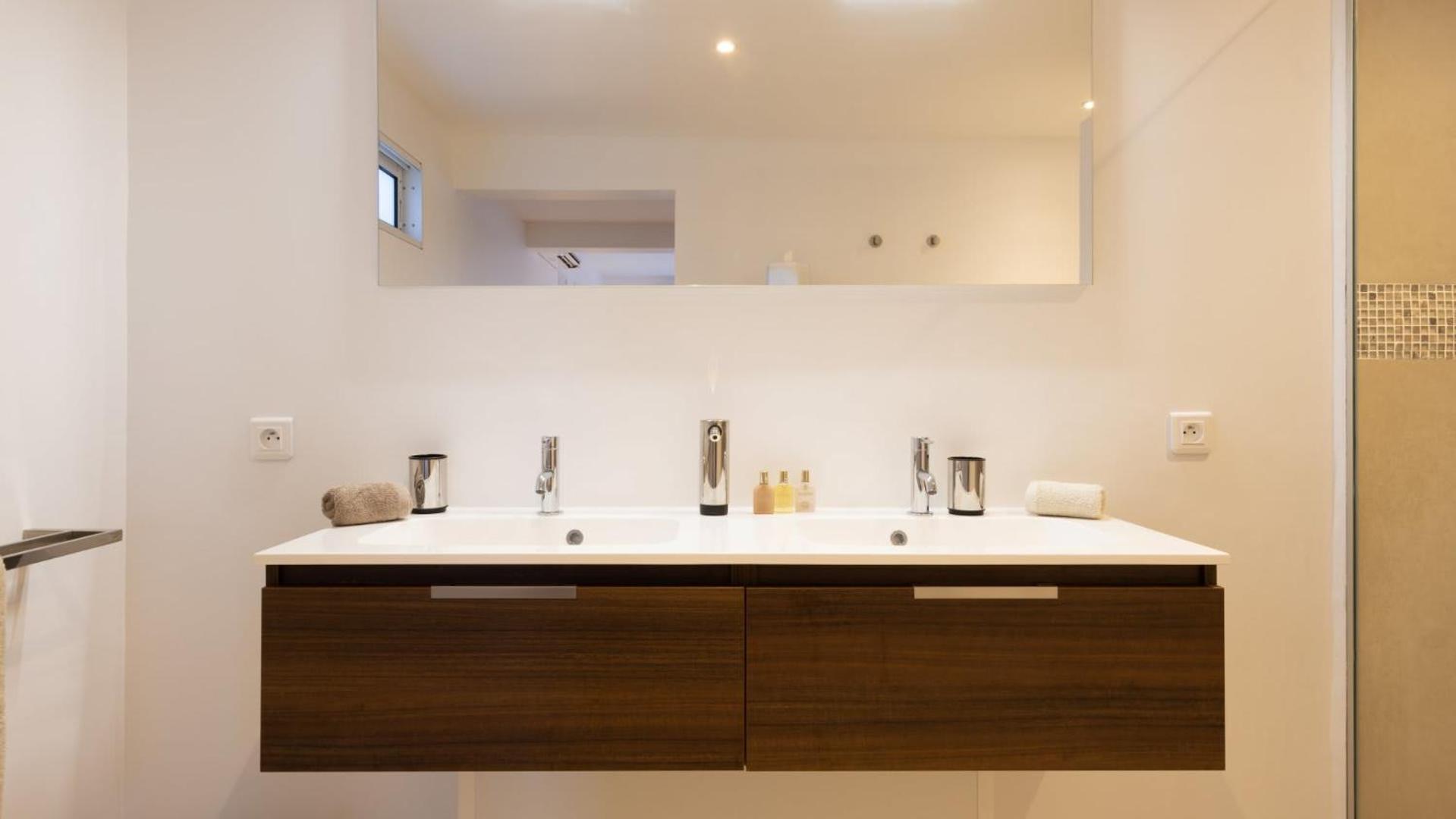 Splendid View Villa with Utmost Comfort