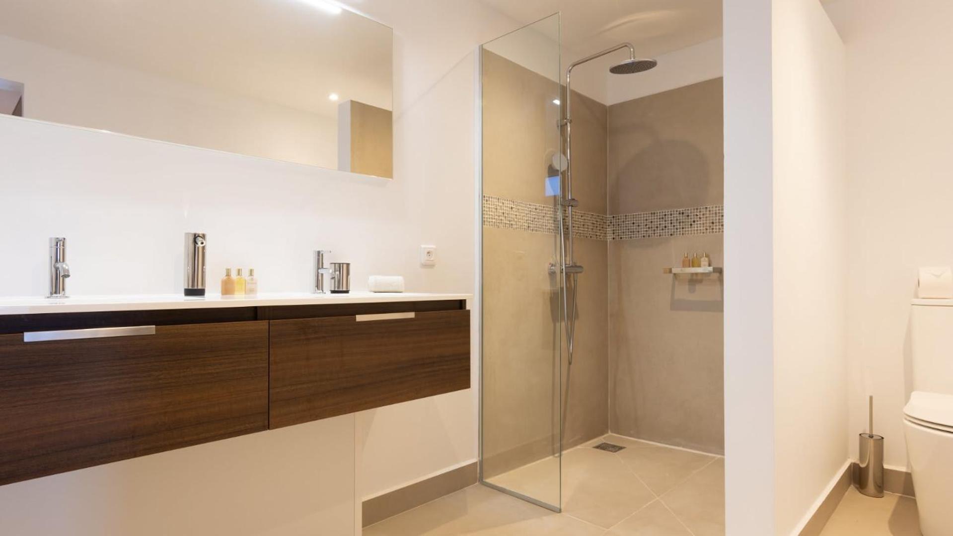 Splendid View Villa with Utmost Comfort