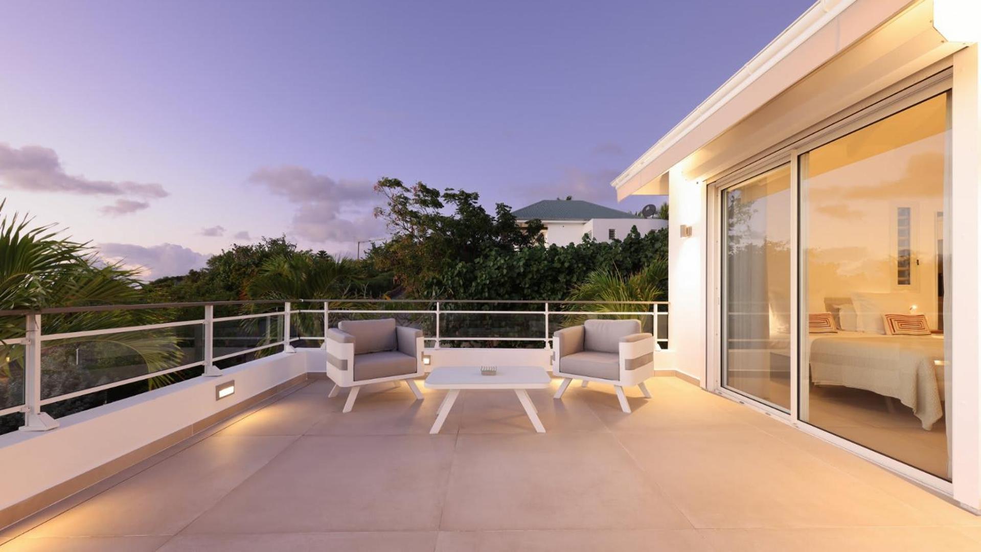Splendid View Villa with Utmost Comfort