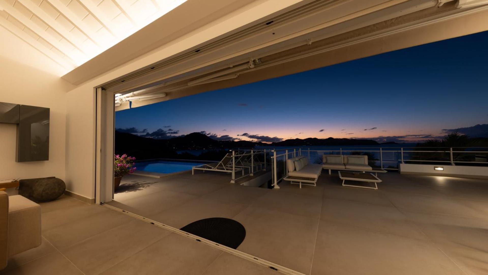 Splendid View Villa with Utmost Comfort