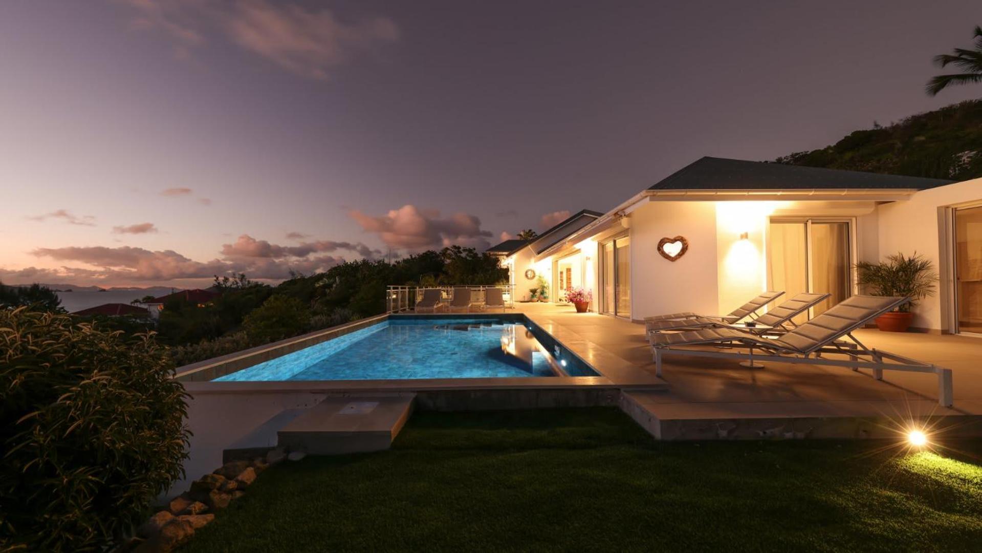 Splendid View Villa with Utmost Comfort