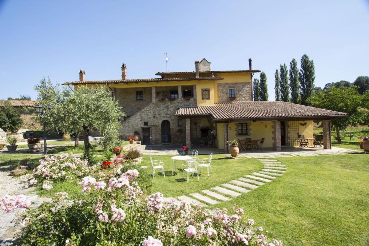 Four Seasons Villa Close to Art Cities of Umbria