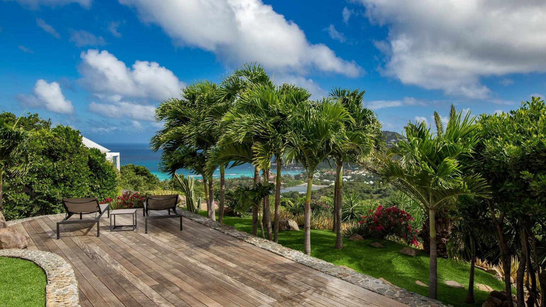 Secluded Villa with a Lavish Garden