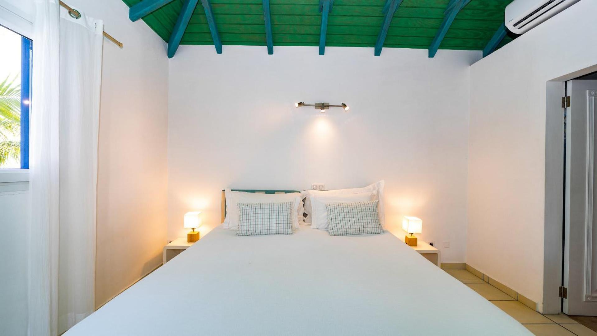 Charming Villa in a Paradise Setting