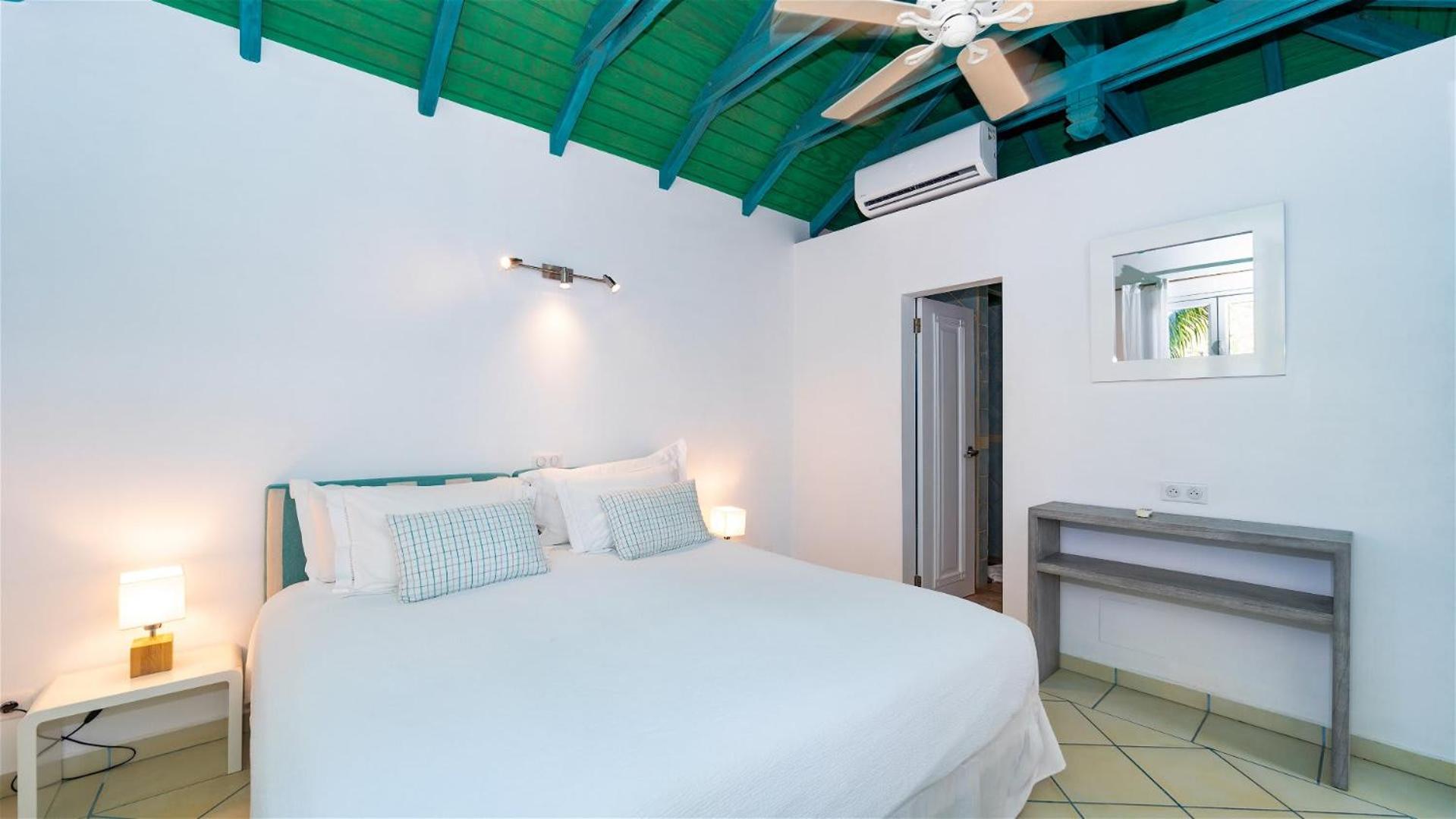 Charming Villa in a Paradise Setting