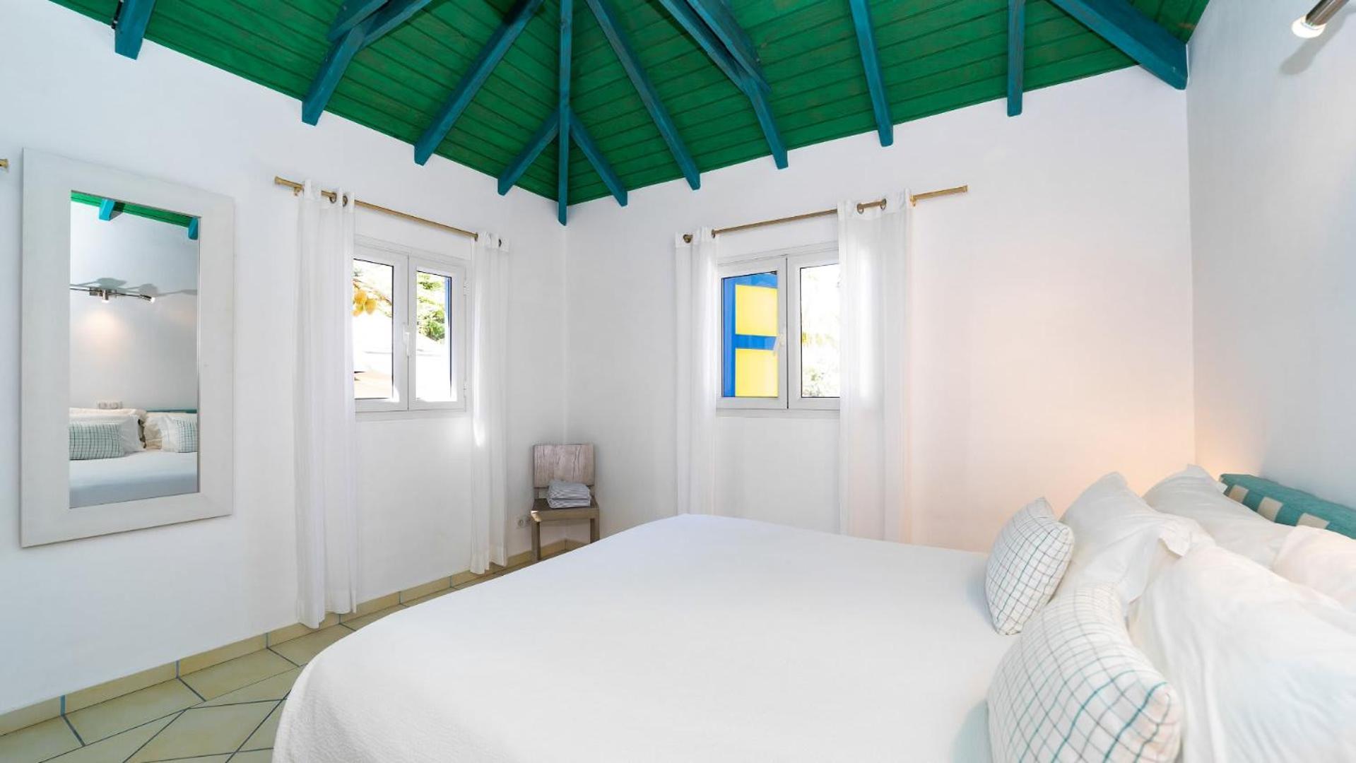 Charming Villa in a Paradise Setting