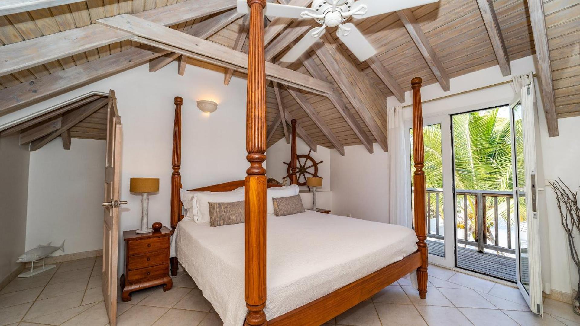 Charming Villa in a Paradise Setting