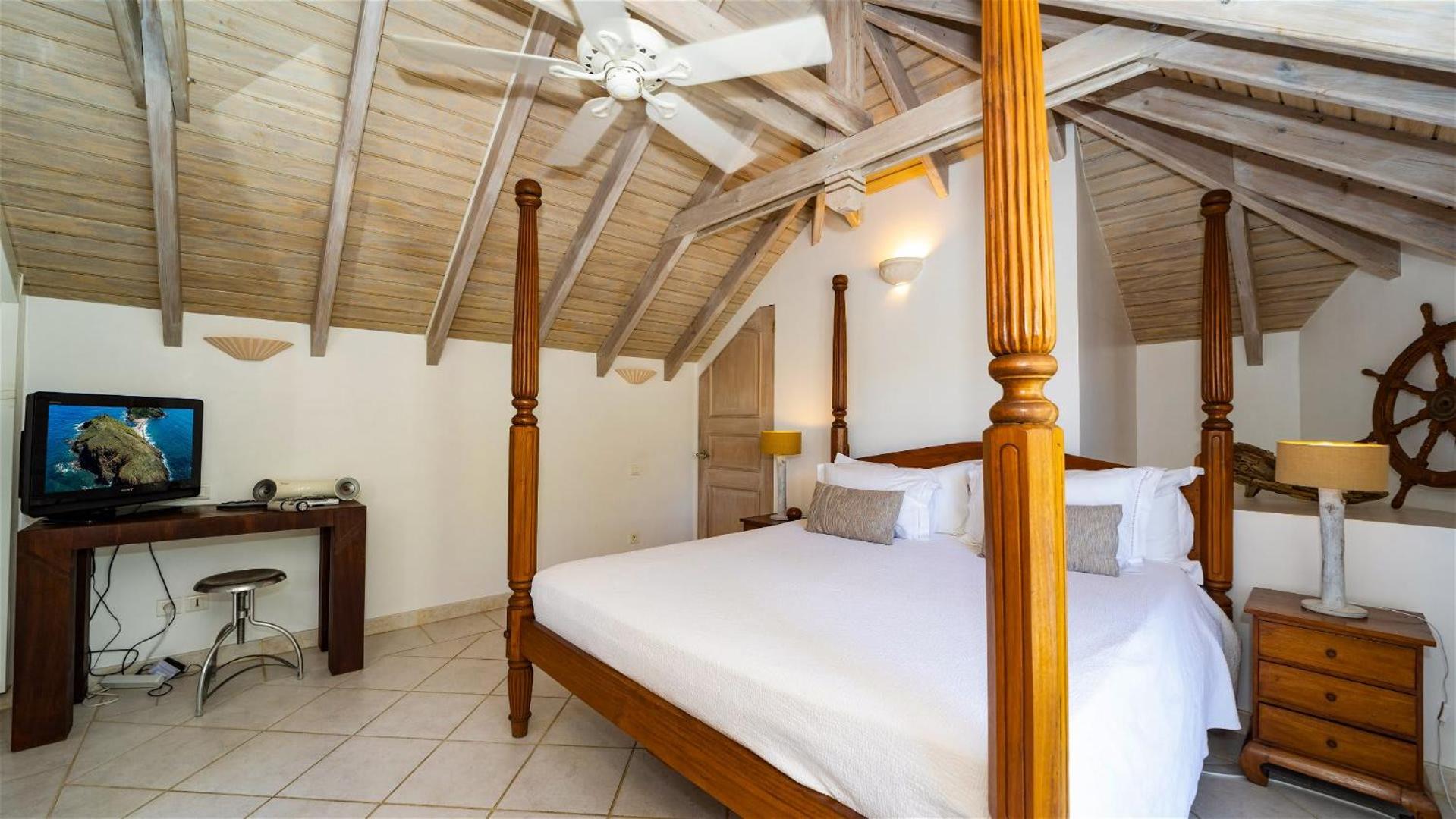 Charming Villa in a Paradise Setting