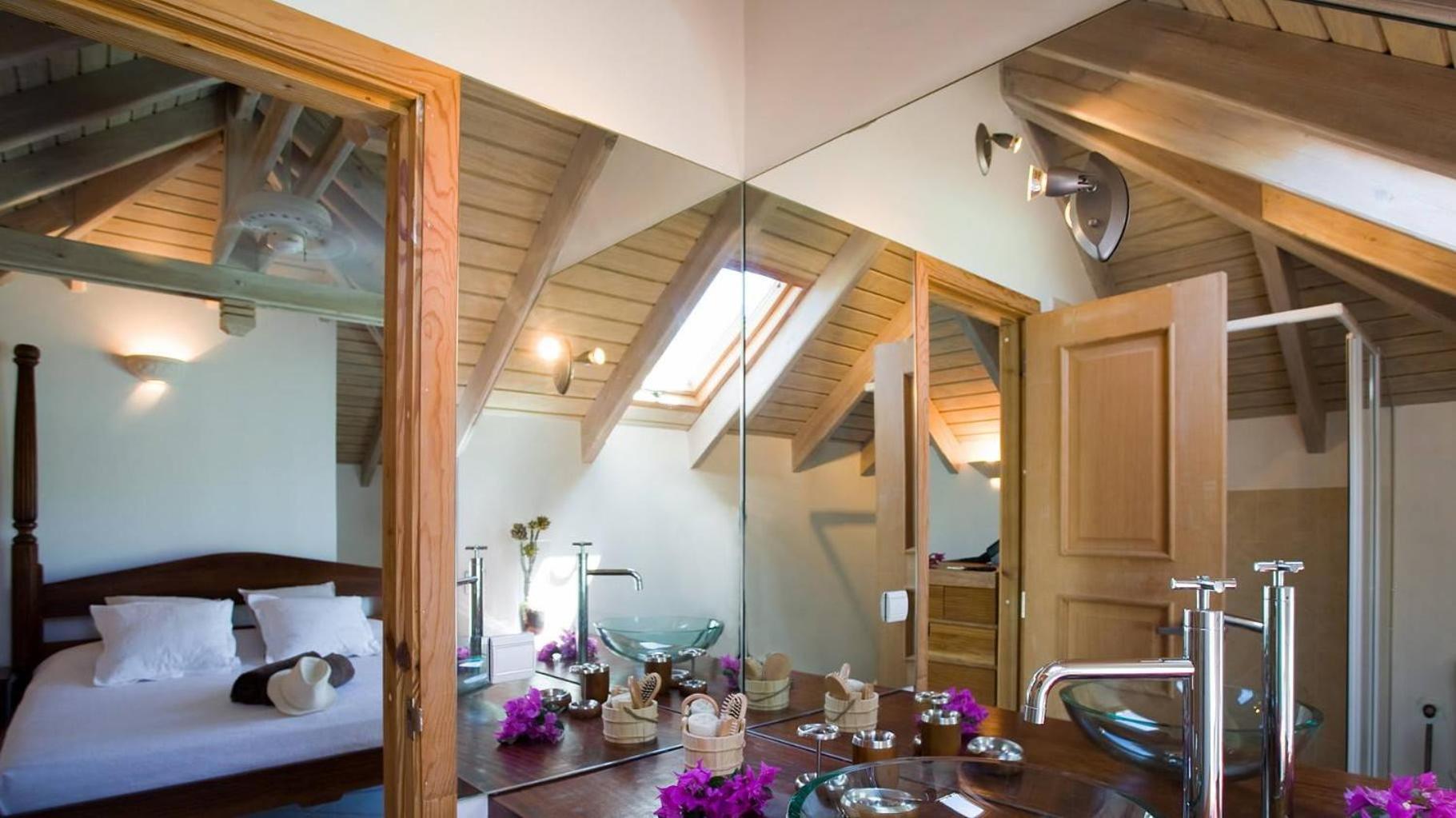 Charming Villa in a Paradise Setting