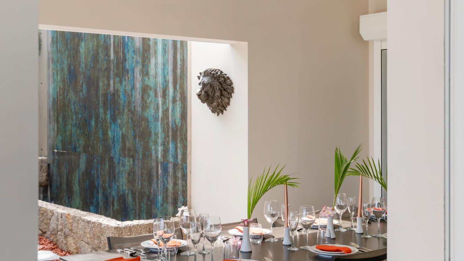 Villa with Light and Soothing Atmosphere