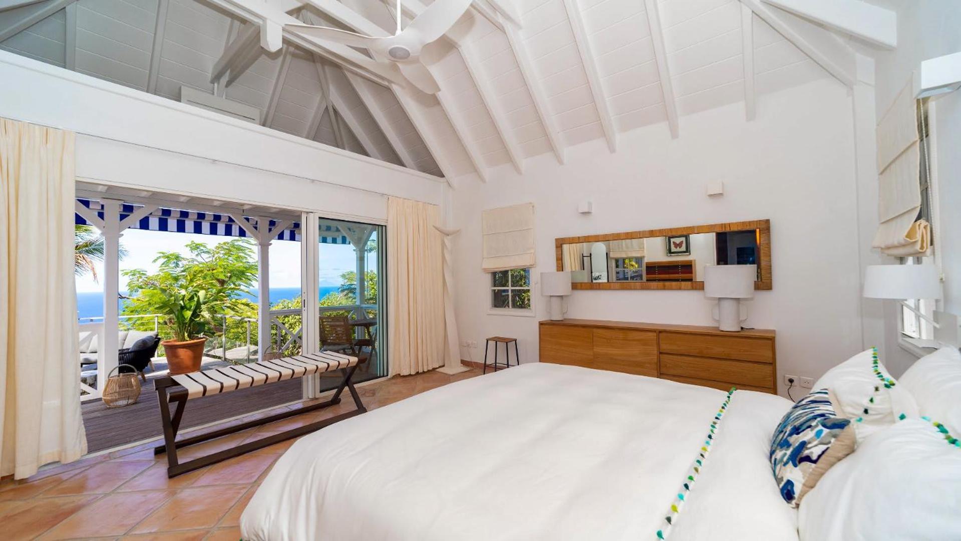 Ideally Located Gorgeous Villa