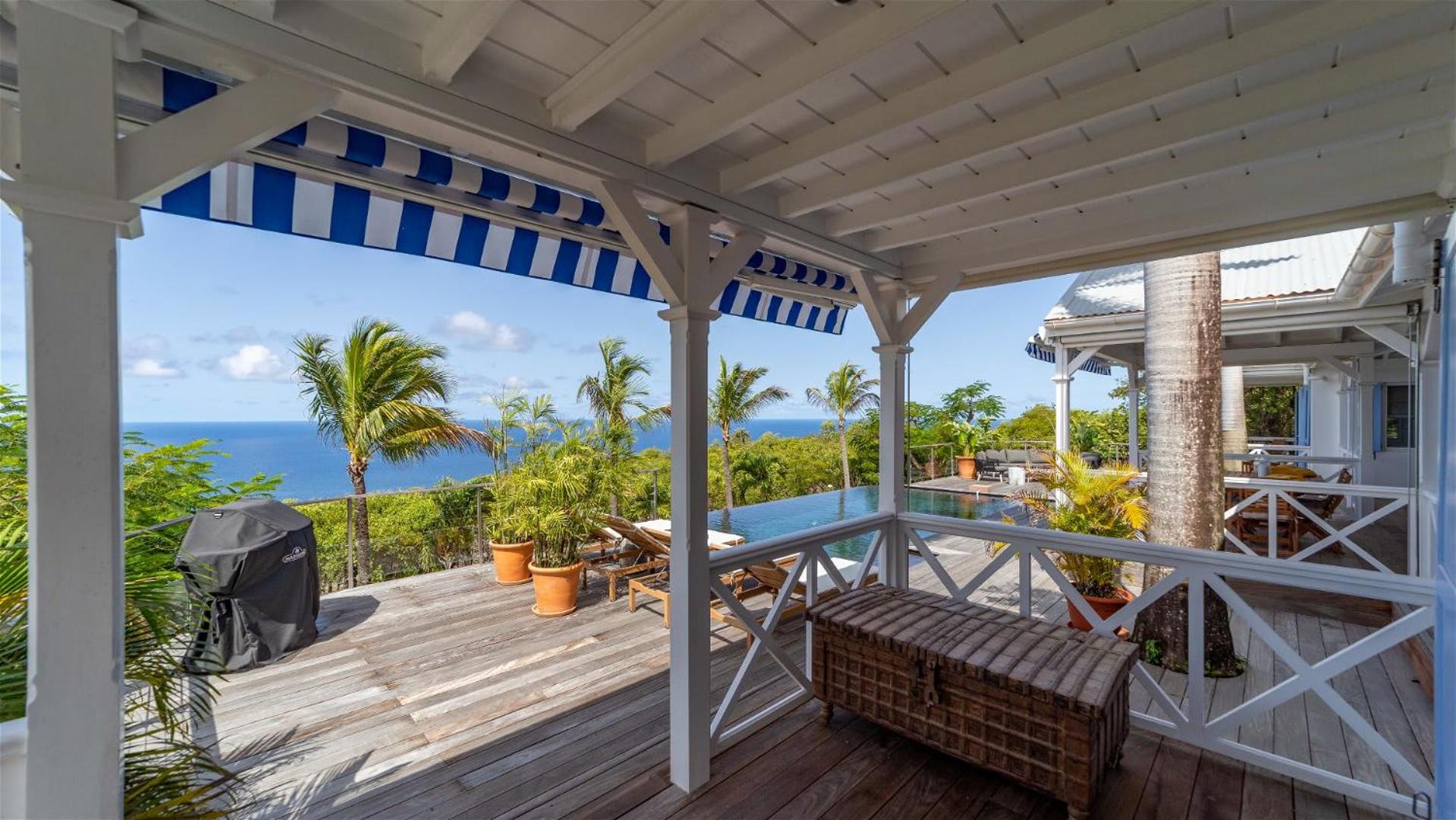 Ideally Located Gorgeous Villa