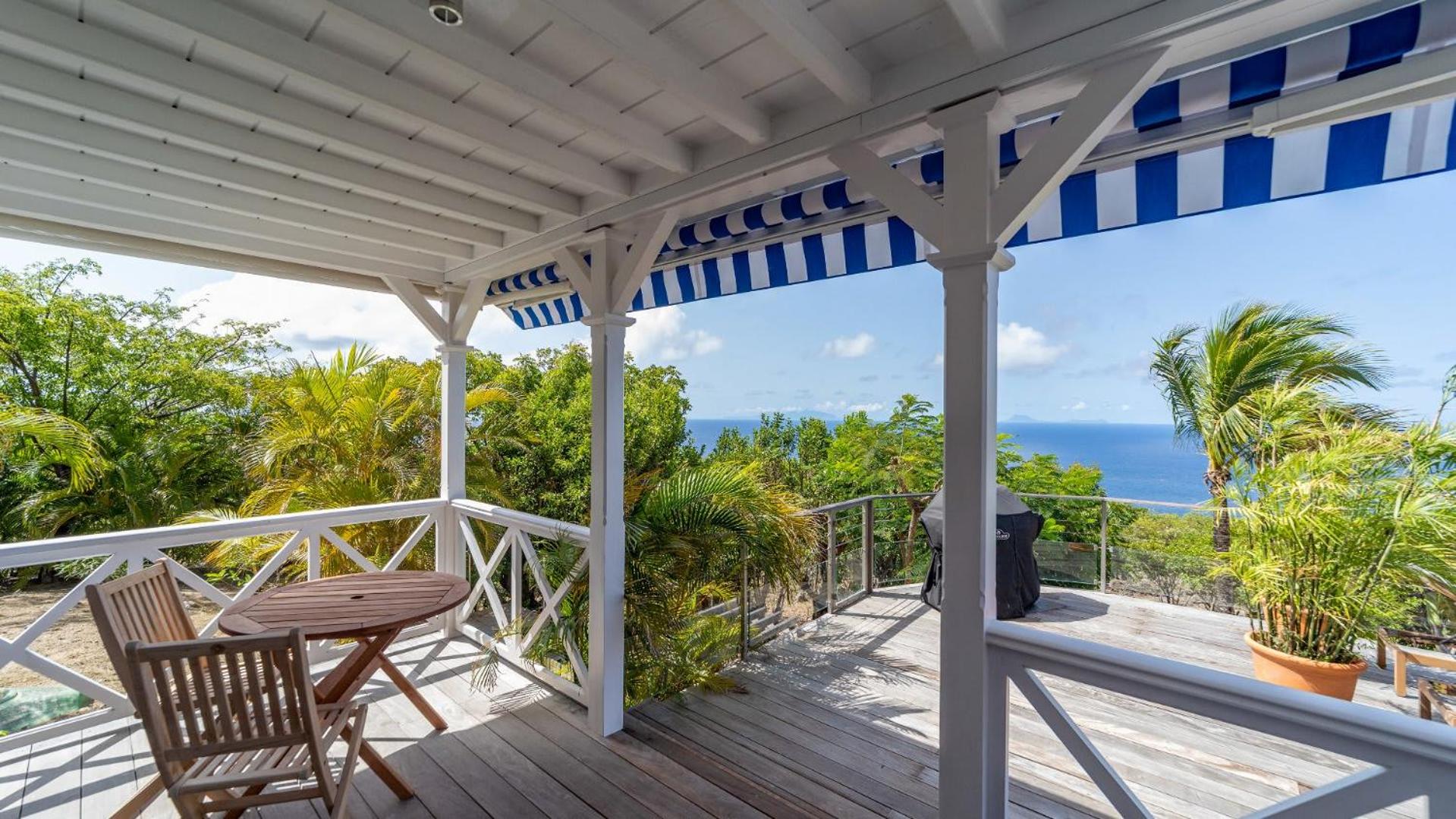 Ideally Located Gorgeous Villa