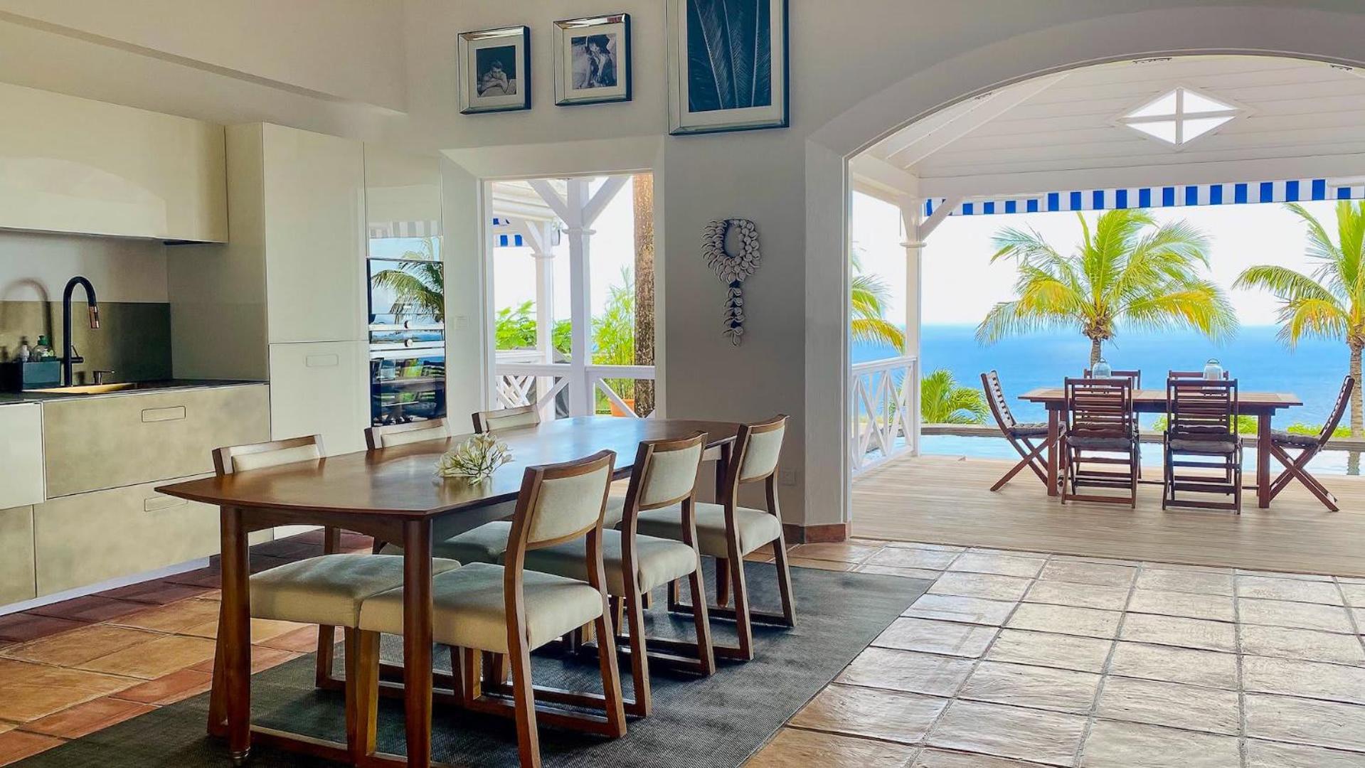 Ideally Located Gorgeous Villa