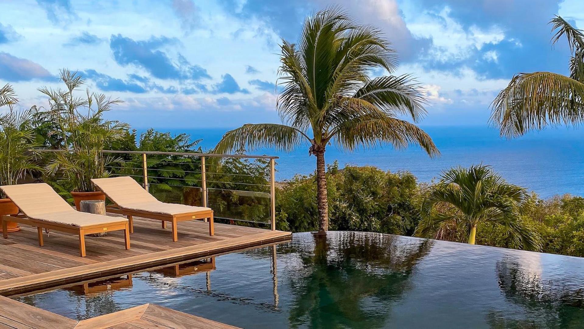 Ideally Located Gorgeous Villa