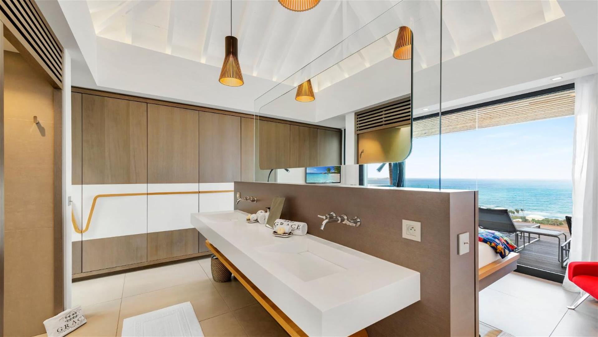 Architecture Jewel set on a hillside