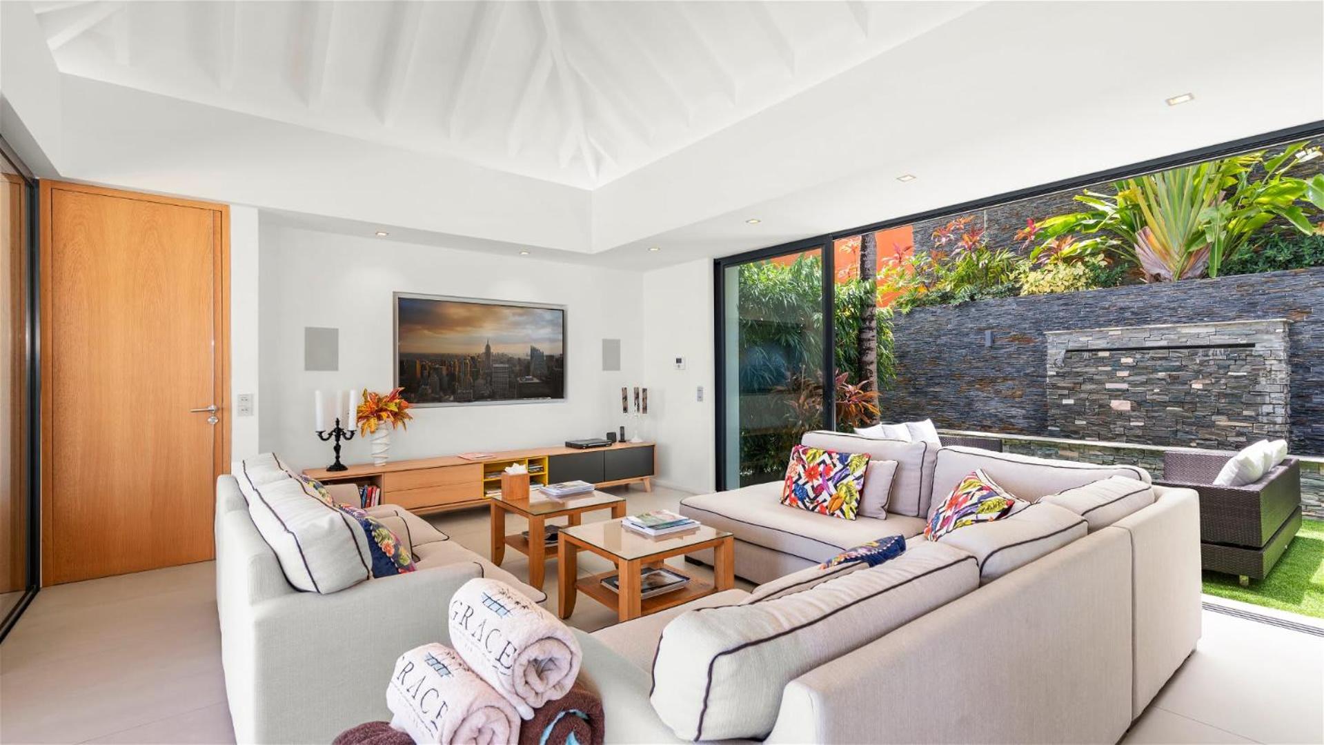 Architecture Jewel set on a hillside