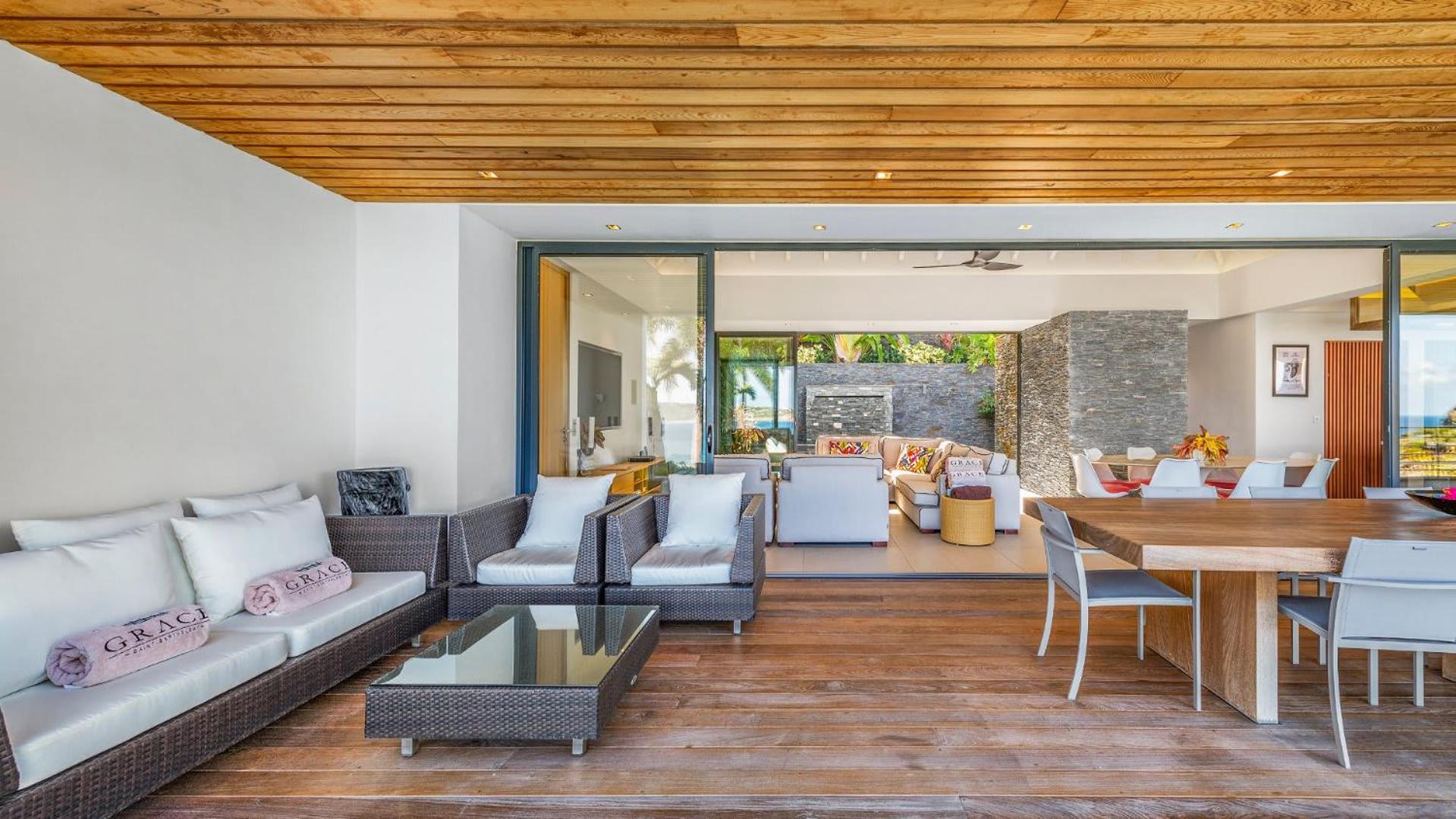 Architecture Jewel set on a hillside